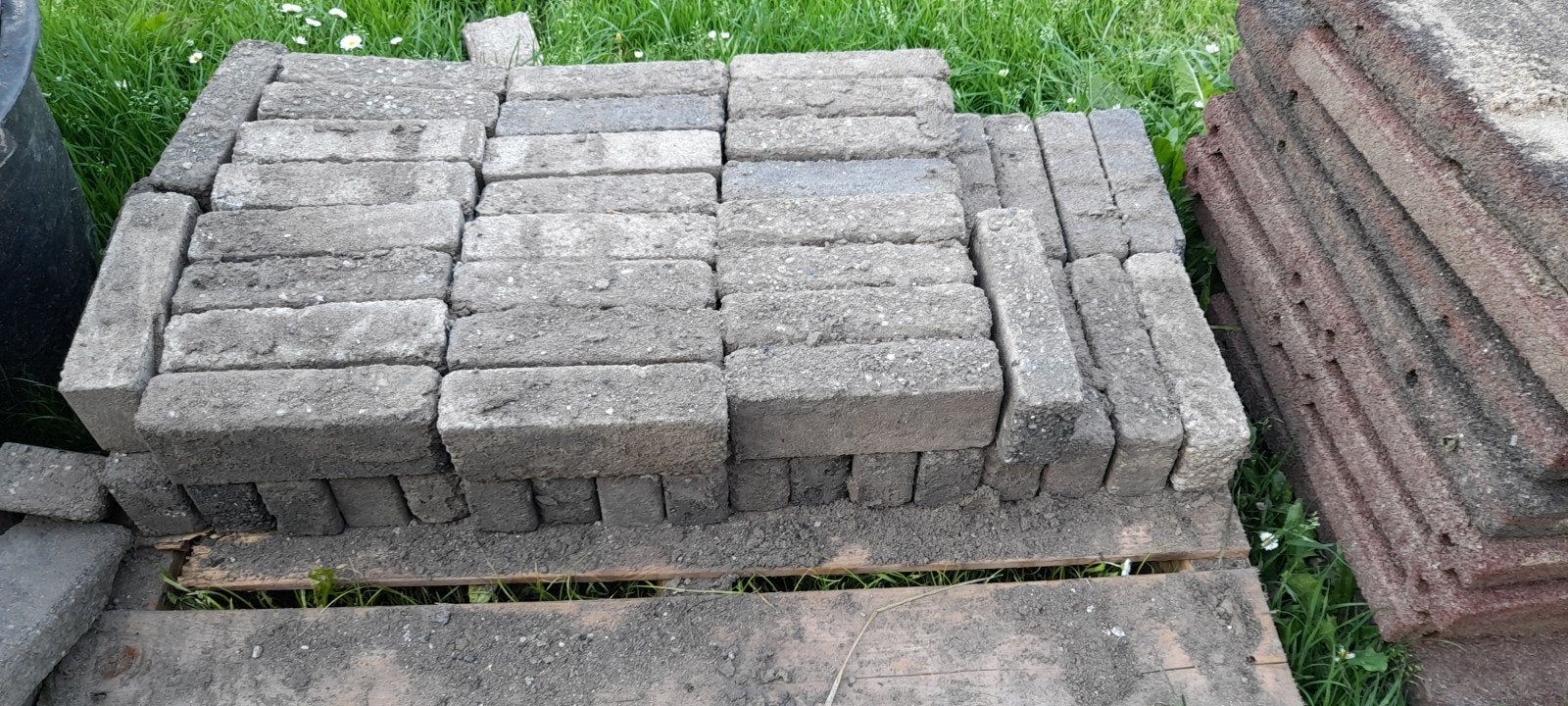 Restant steentjes 20x5x8, Tuin en Terras, Bielzen en Borders, Ophalen, Minder dan 100 cm, Minder dan 25 cm
