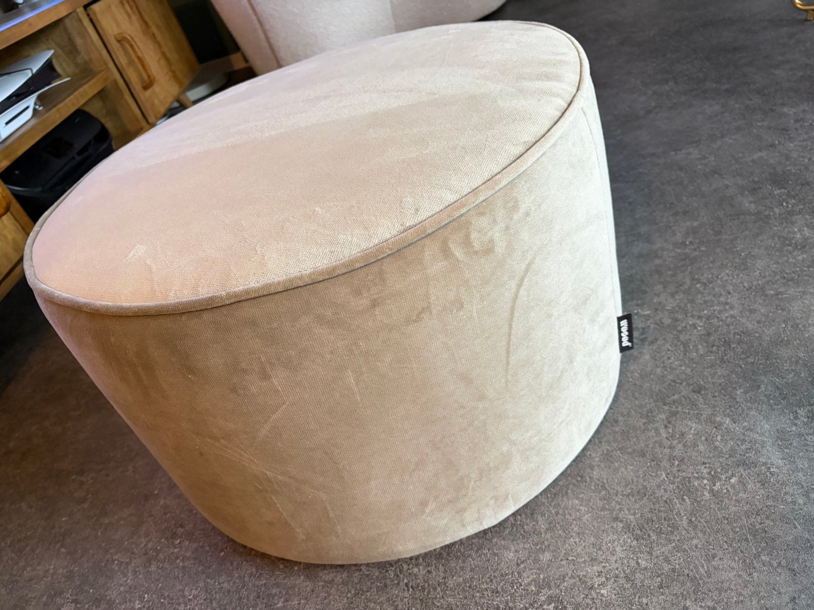 Woood poef laag sara khaki nieuw, Huis en Inrichting, Banken | Voetenbanken en Poefen, Ophalen, Minder dan 50 cm, Rond, Minder dan 50 cm