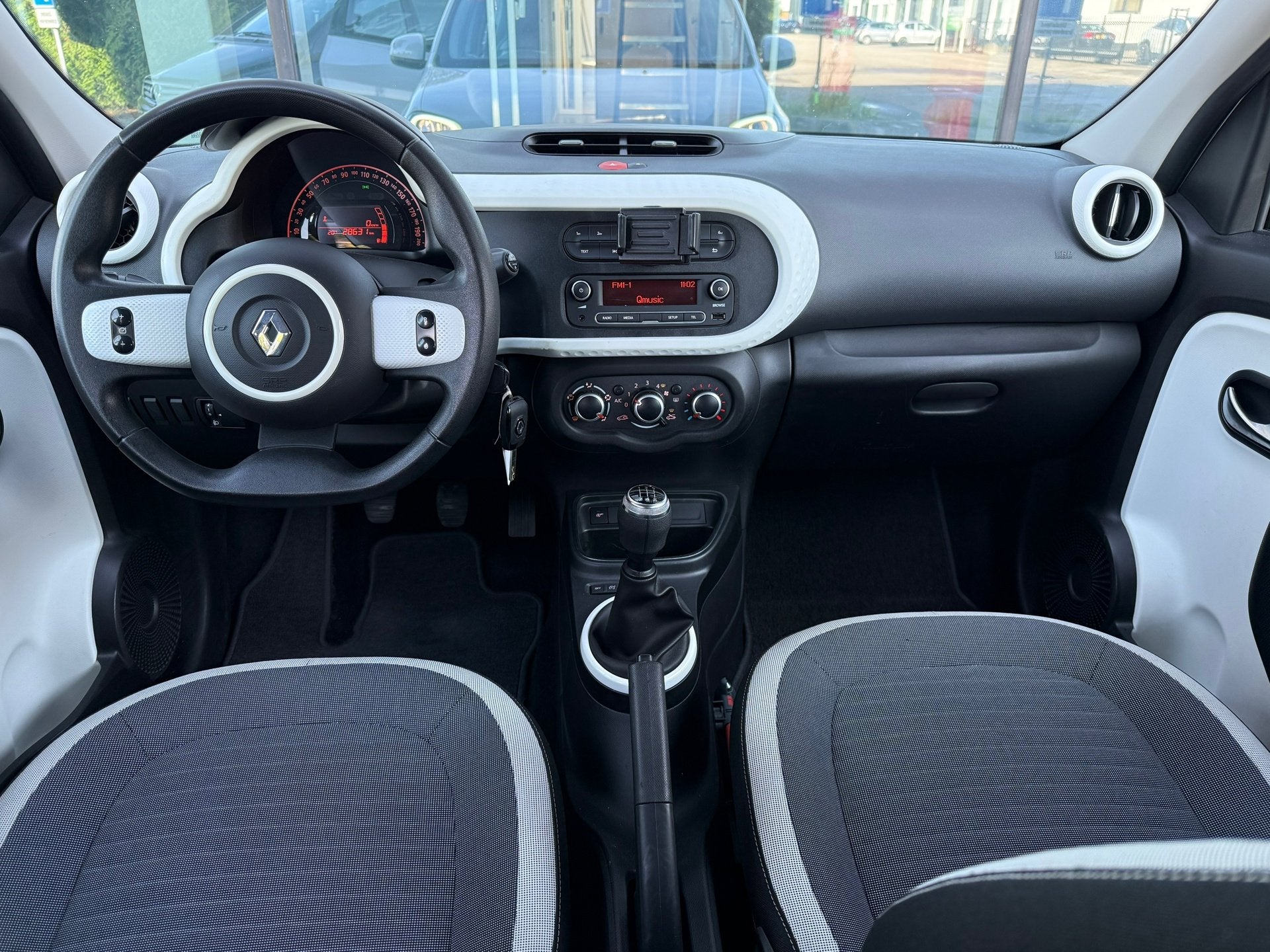 Renault Twingo 1.0 SCe Collection - Airco - Media - Org NL -, Auto's, Dealer onderhouden, Gebruikt, 4 stoelen, Origineel Nederlands