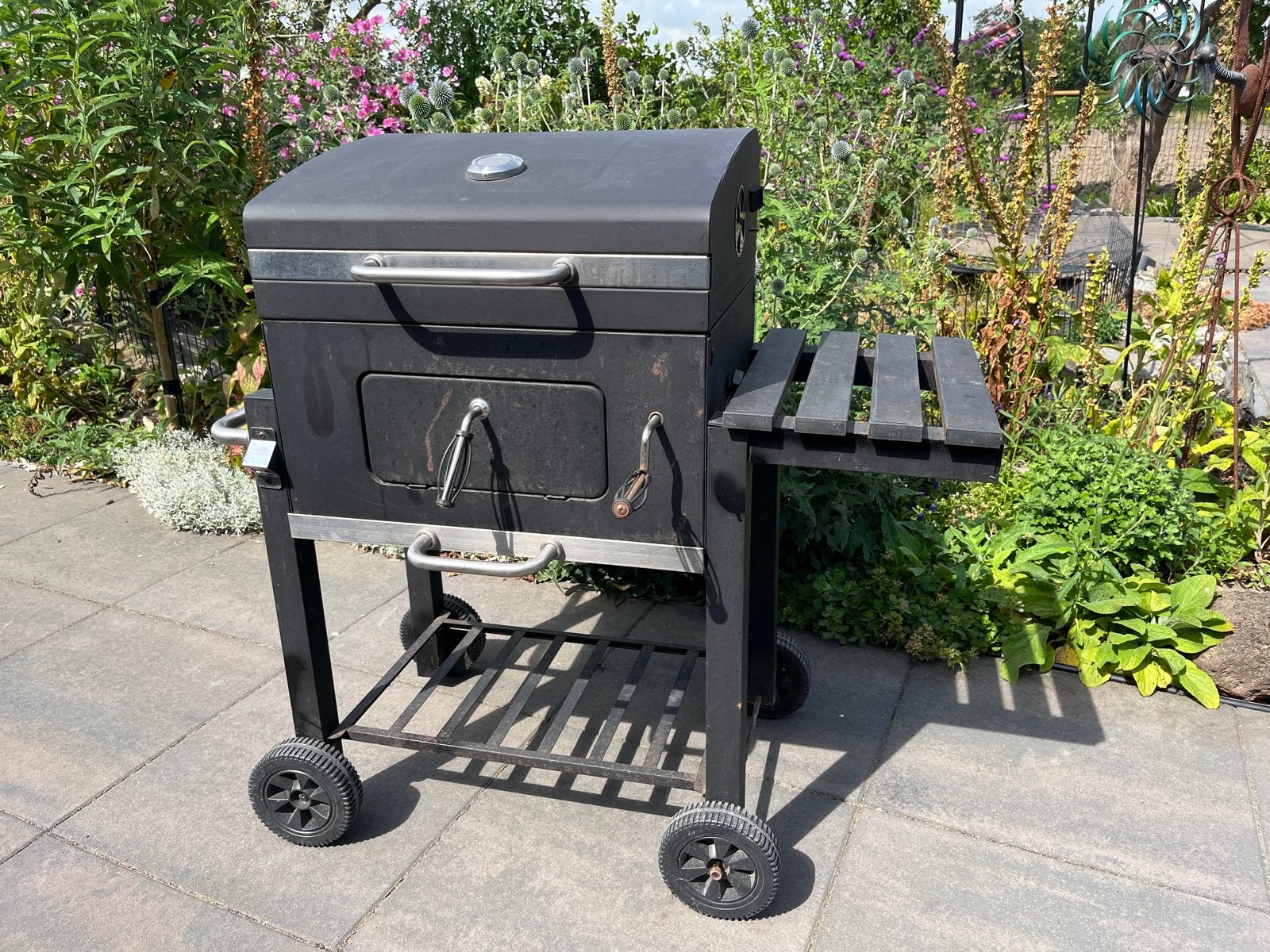 BBQ met thermometer en zijplank, Ophalen, Gebruikt