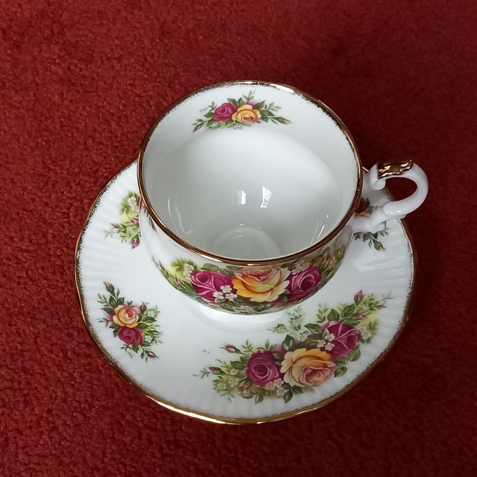 Elizabethan Staffordshire Fine Bone China Kop en Schotel, Ophalen, Overige merken, Klassiek, Zo goed als nieuw