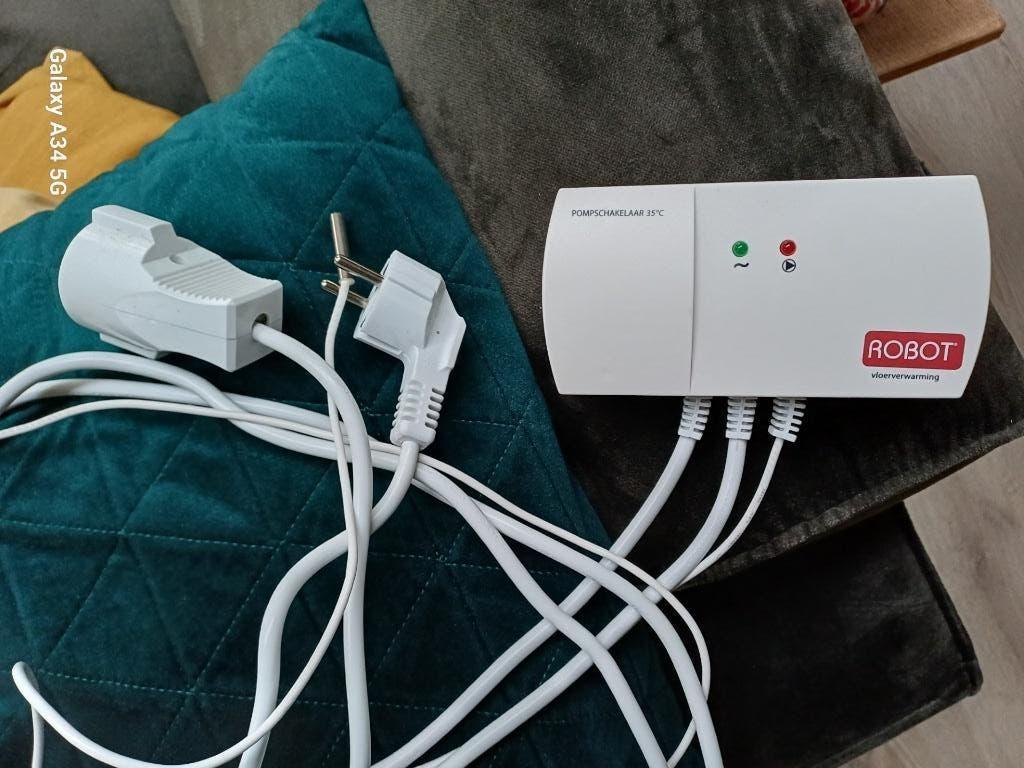Energiebesparende Robot pompschakelaar, Thermostaat, Minder dan 30 cm, Minder dan 60 cm, Ophalen of Verzenden