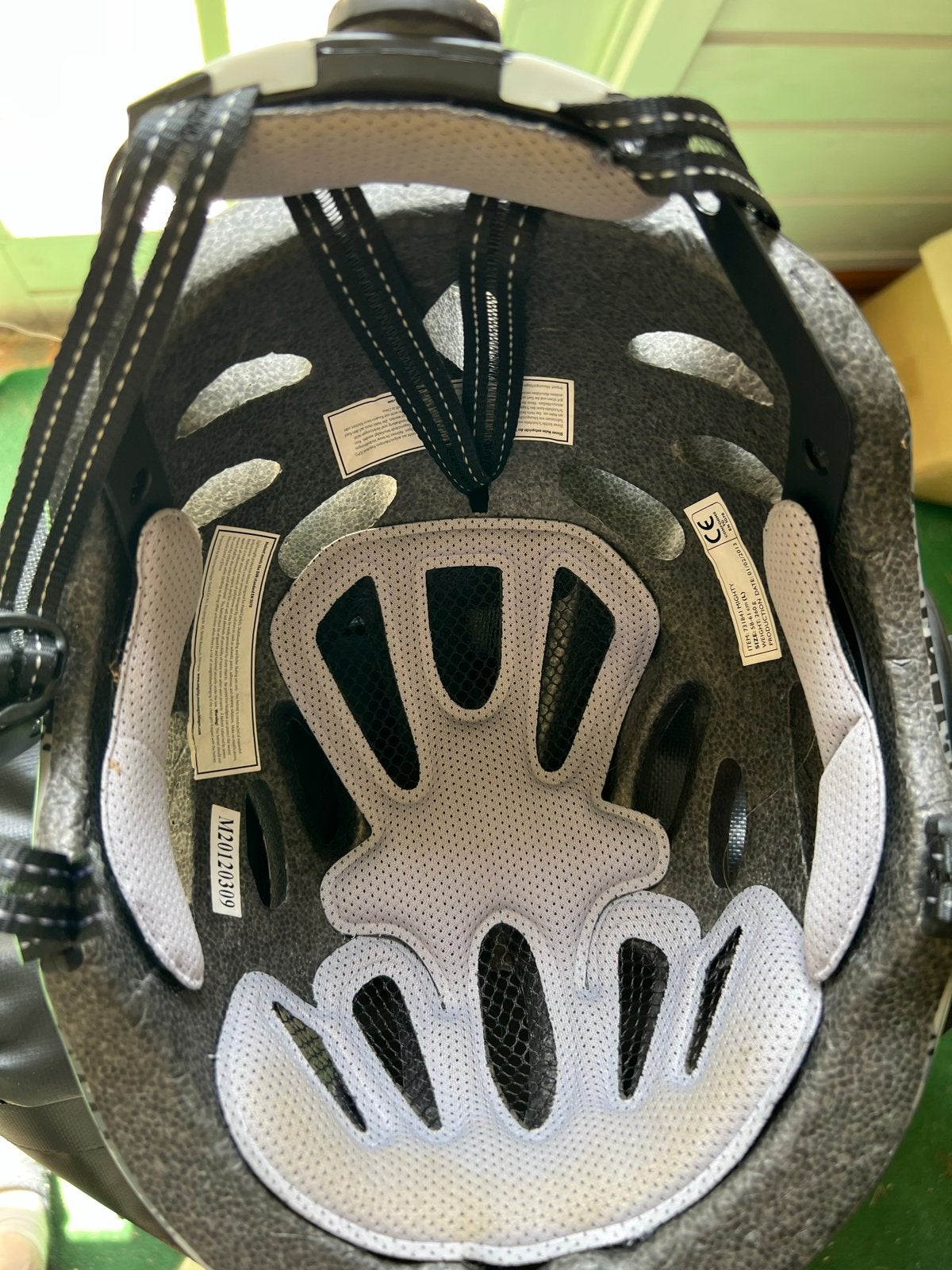 Mighty Fietshelm - Zwart/Grijs - Maat L (58-61 cm), Fietsen en Brommers, Fietsaccessoires | Fietshelmen, Ophalen of Verzenden