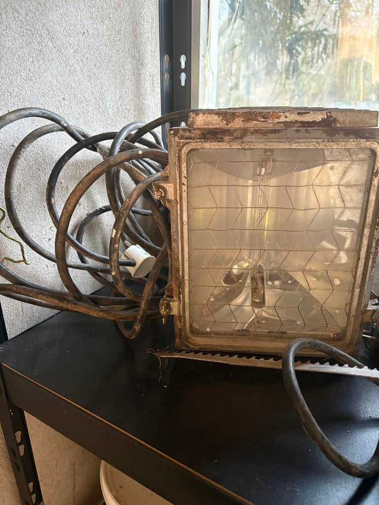 Oude bouwlamp, Minder dan 30 mm, Gebruikt, Decoupeerzaag, Ophalen of Verzenden