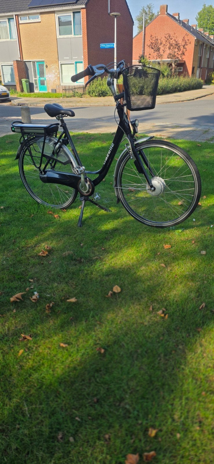 3 Stuks Diverse E-bikes: Gazelle, Vogue, Giant - Goede sta, 51 tot 55 cm, Ophalen, 50 km per accu of meer, Gazelle