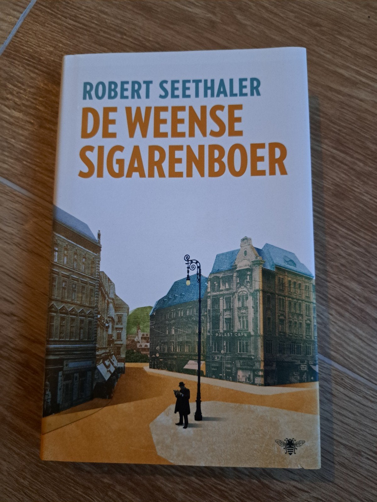De Weense Sigarenboer - Robert Seethaler, Ophalen of Verzenden, Zo goed als nieuw, Robert Seethaler, Europa overig