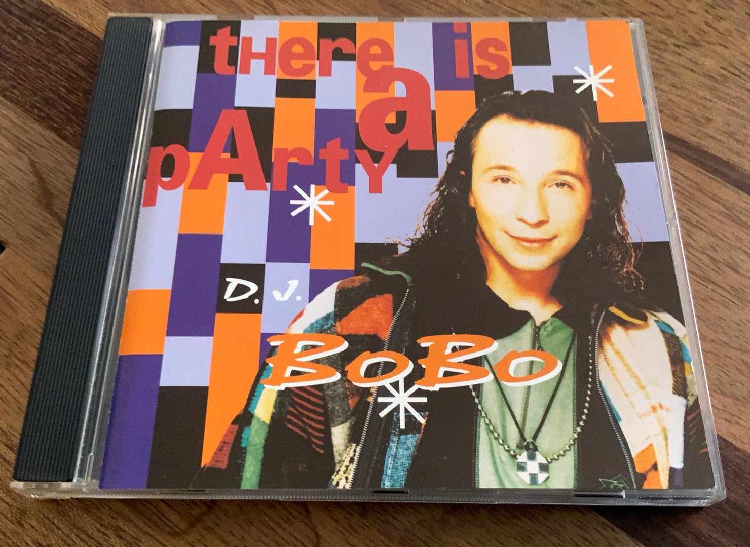CD D.J. BOBO THERE IS A PARTY 1994 ZYX MUSIC GERMANY, Inclusief boekje, Gebruikt, Verzenden, Dance