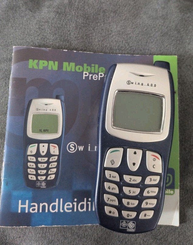 Retro KPN Mobile PrePay Swing 600 (Sendo P200) - Ongetest, Telecommunicatie, Geen camera, Ophalen of Verzenden, Klassiek of Candybar