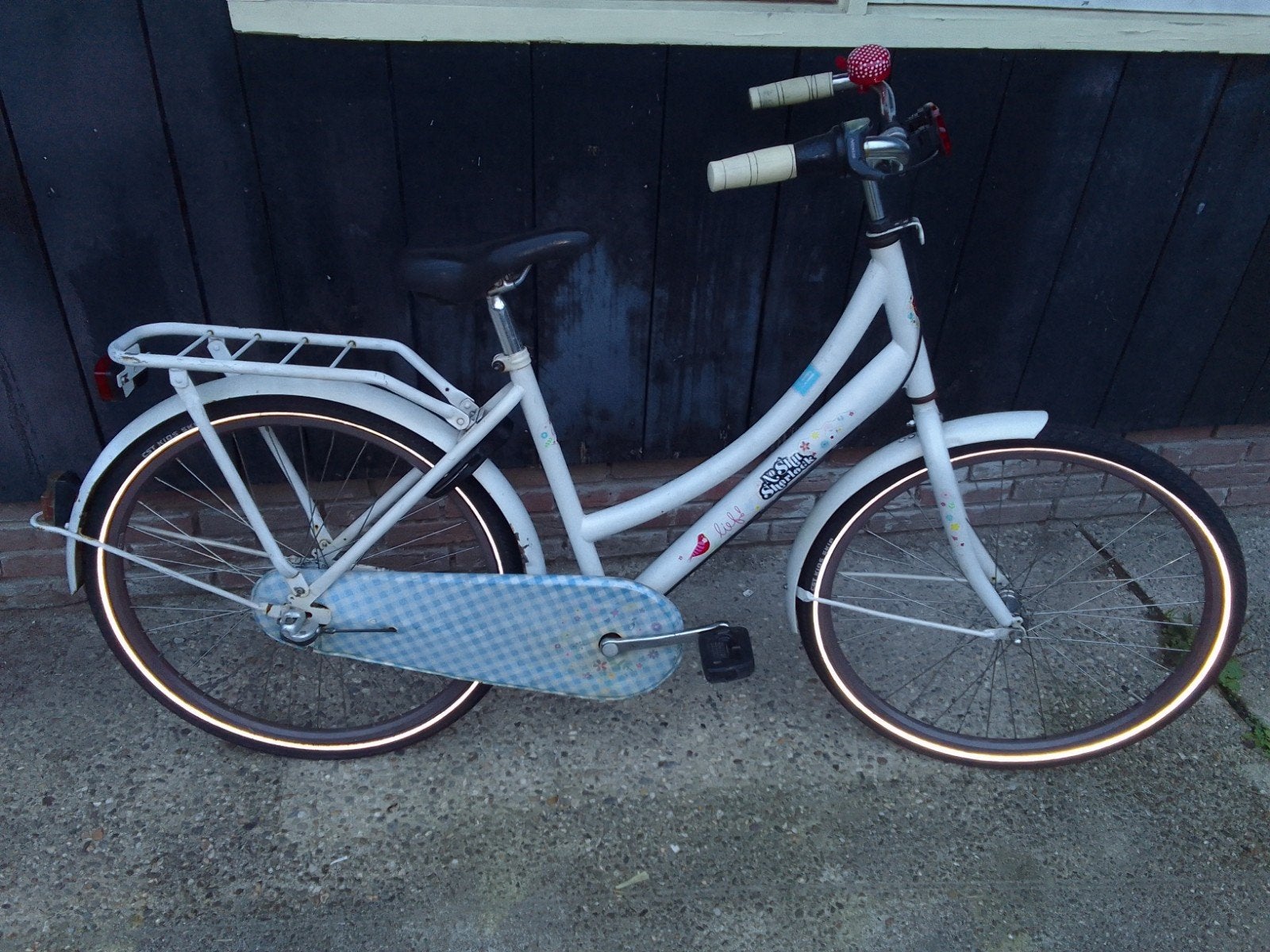 Cortina meisjesfiets 26 inch, 3 versnellingen, terugtraprem, Terugtraprem, Versnellingen, Zo goed als nieuw, Cortina