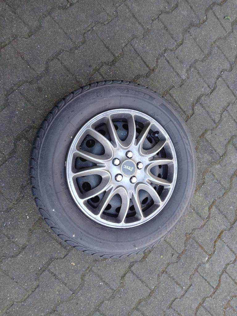 Bridgestone M+S snow banden 195/65R15  5 gaats, Auto-onderdelen, Banden en Velgen, Ophalen, 15 inch, Winterbanden, Band(en)