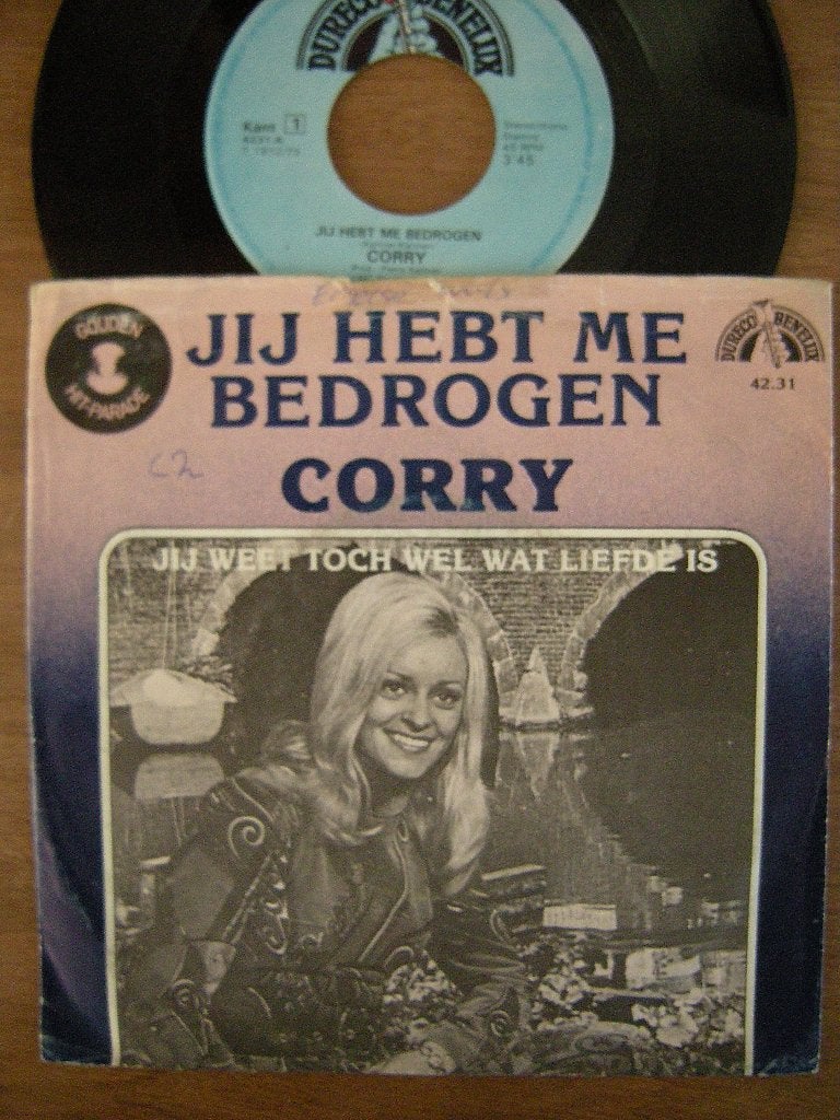 Corry (Jij Hebt Me Bedrogen), Ophalen of Verzenden, Gebruikt, 7 inch, Levenslied of Smartlap