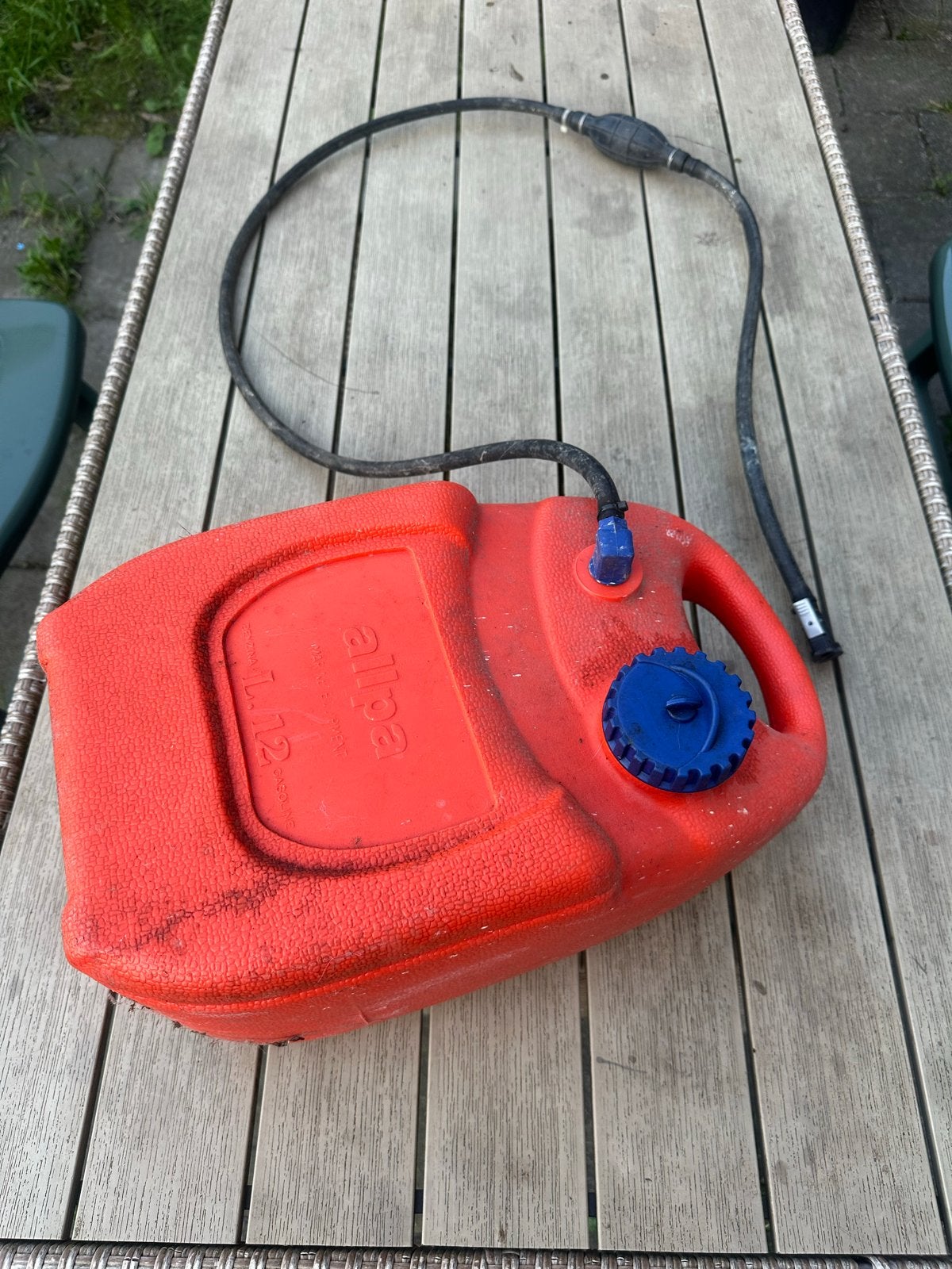 Allpa 12L Benzinetank met Slang en Pomp, Watersport en Boten, Accessoires en Onderhoud, Gebruikt, Motor en Techniek, Ophalen of Verzenden