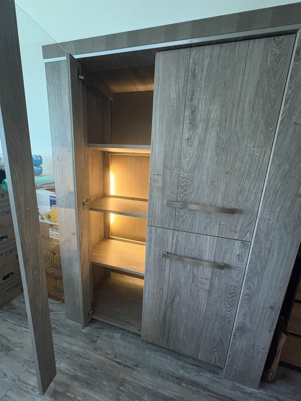 Buffetkast + eettafel en stoelen, Huis en Inrichting, Complete eetkamers, Ophalen, Zo goed als nieuw, 4 tot 6 stoelen