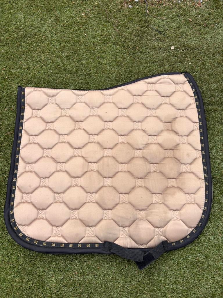 Nikkie dekje beige, Gebruikt, Cob (M), Ophalen of Verzenden, Beige