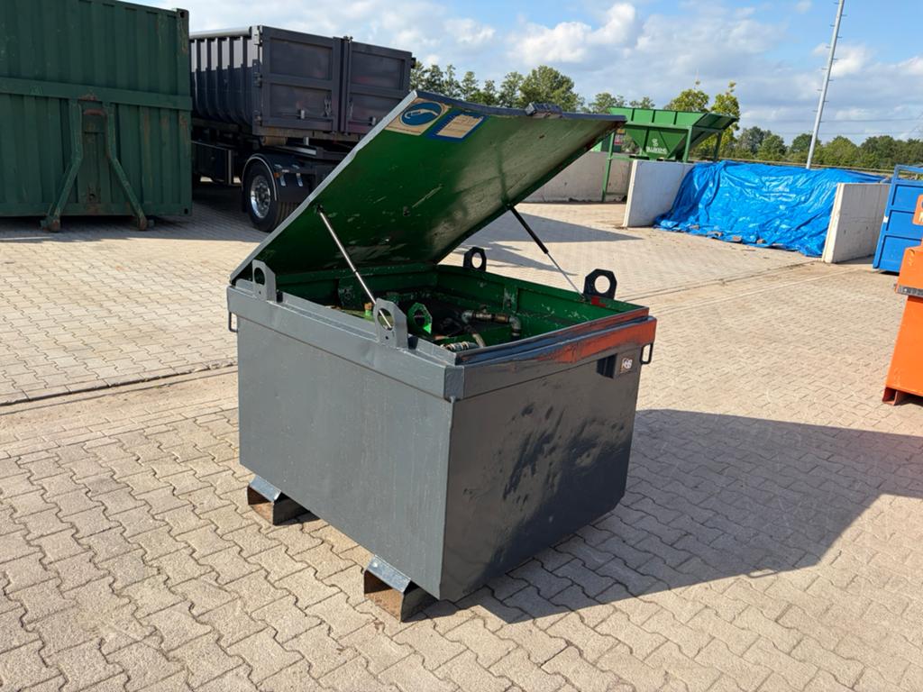 Dieseltank 300L, Ophalen, Zo goed als nieuw