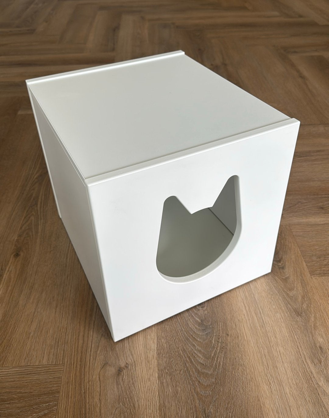 IKEA KALLAX cat house barely used 33x33cm white, Dieren en Toebehoren, Ophalen, Zo goed als nieuw