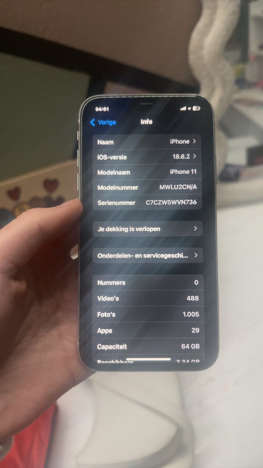 Foto 4 van iPhone 11 64 GB Wit - Nieuwe batterij, compleet met doos