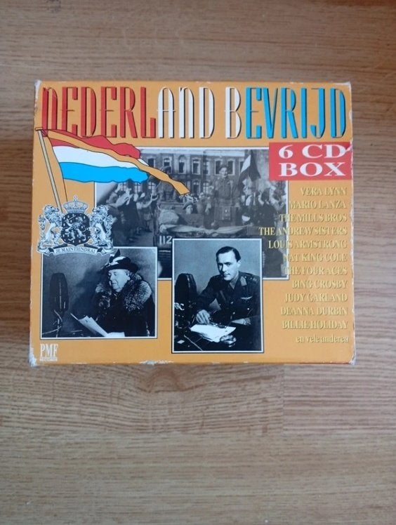 Cd box nederland bevrijd liedjes uit de oorlogsjaren, Cd's en Dvd's, Ophalen of Verzenden, Zo goed als nieuw, Levenslied of Smartlap