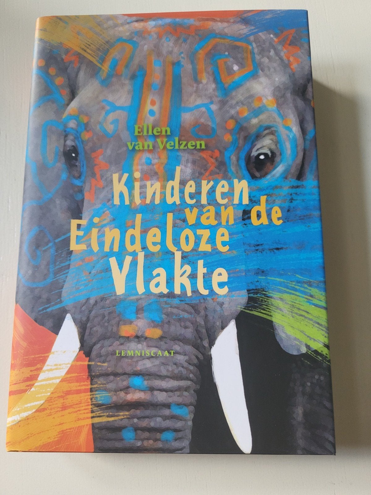 Kinderen van de Eindeloze Vlakte - Ellen van Velzen, Ophalen of Verzenden, Nieuw, Ellen van Velzen, Fictie