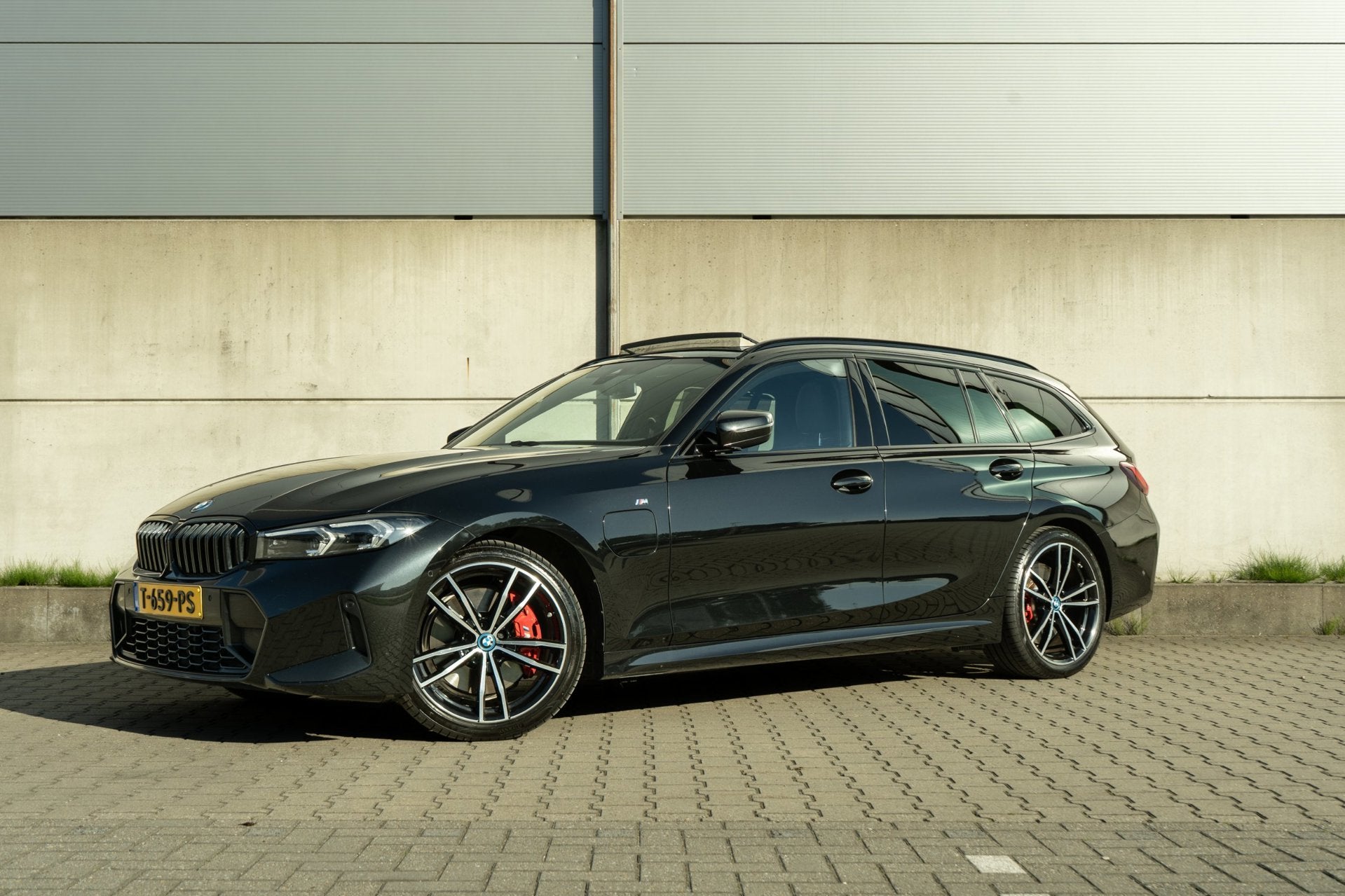 BMW 3-serie Touring 320e M Sport PANO M-performance 19 Inch, 1998 cc, Gebruikt, 4 cilinders, 3-Serie