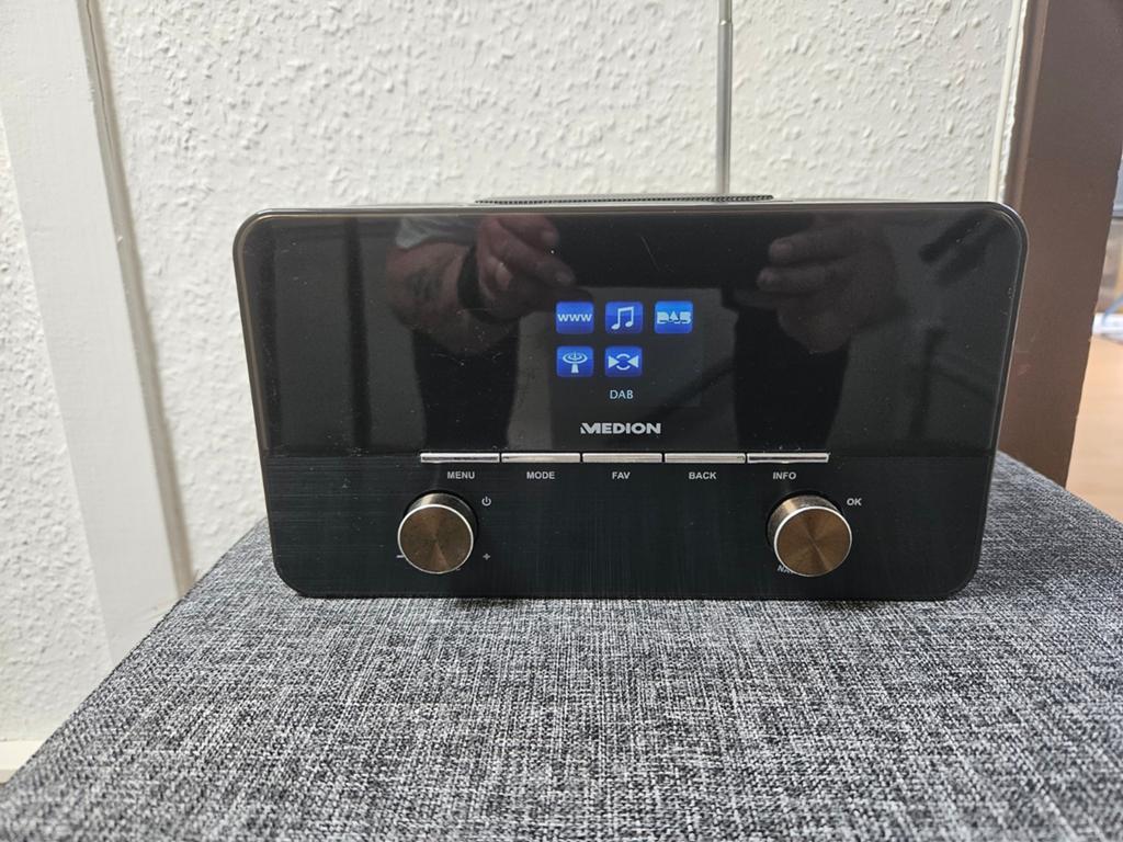 Medion dab radio met wifi+ afstbed  belachelijk goed geluid!, Ophalen of Verzenden