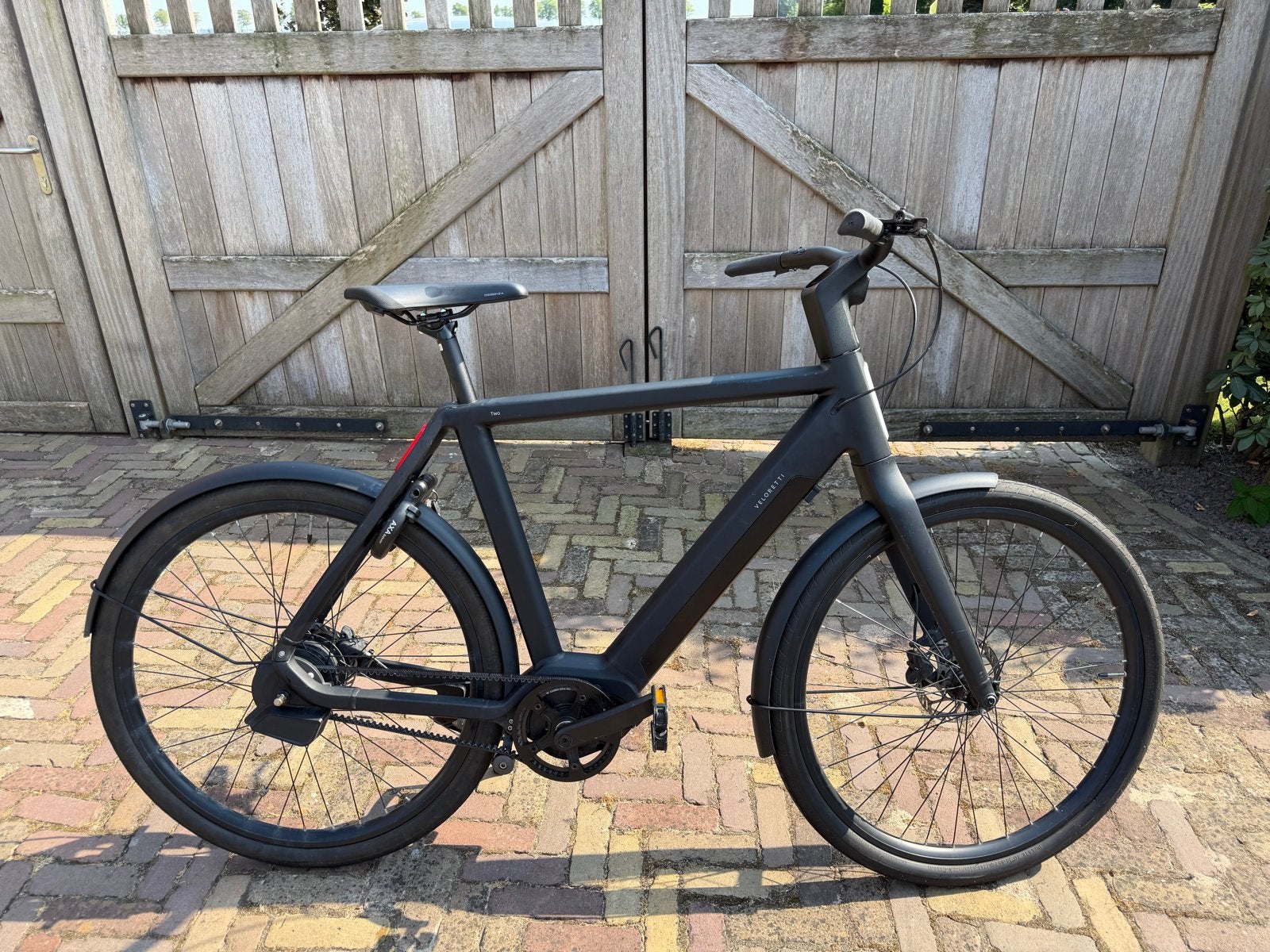 Veloretti Ace Two Pro - Matte Black- Zo goed als nieuw, Ophalen, Veloretti, Zo goed als nieuw, 50 km per accu of meer
