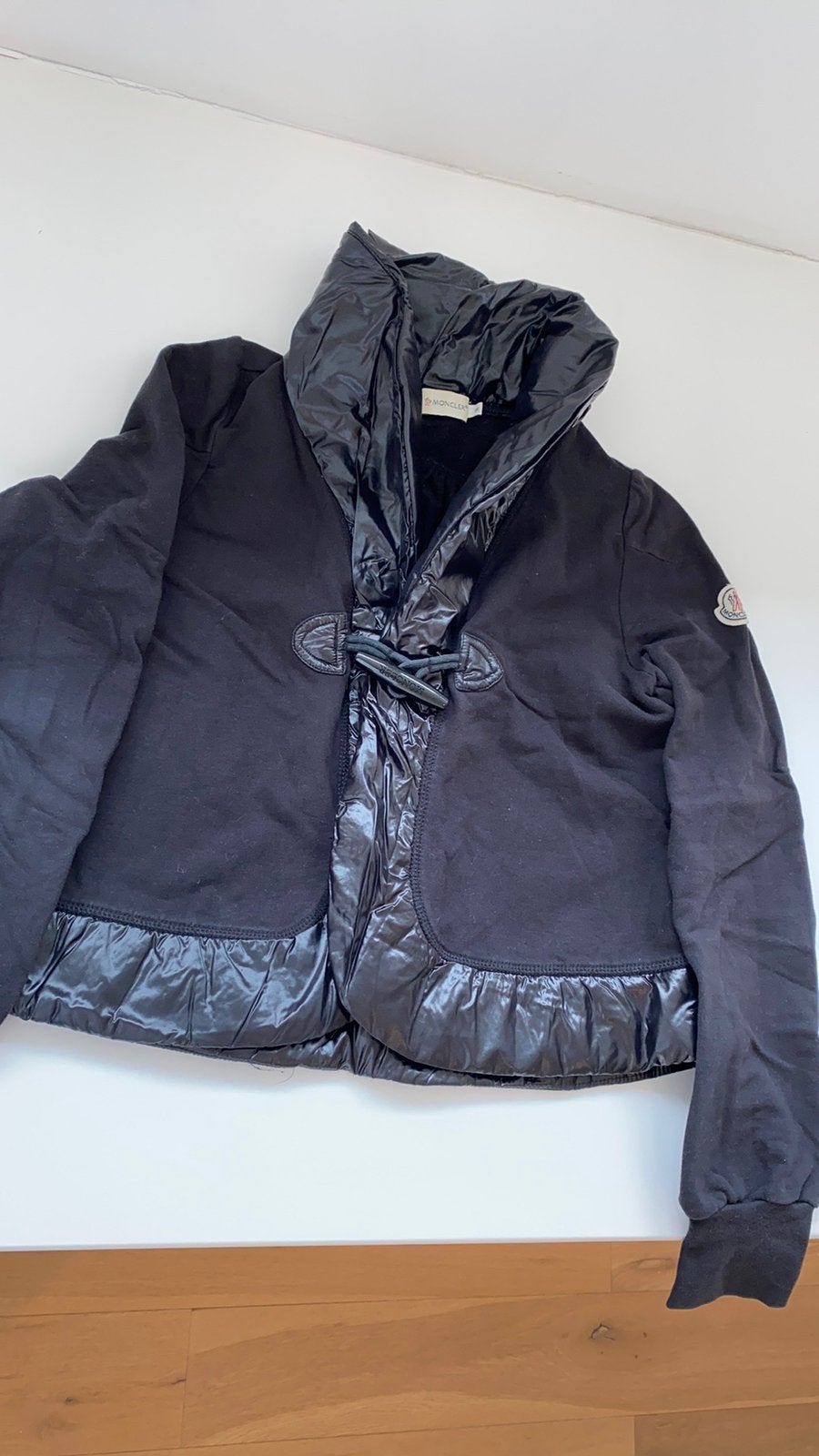 Moncler zwarte jasje maat:s, Ophalen of Verzenden, Zo goed als nieuw, Maat 38/40 (M), Zwart