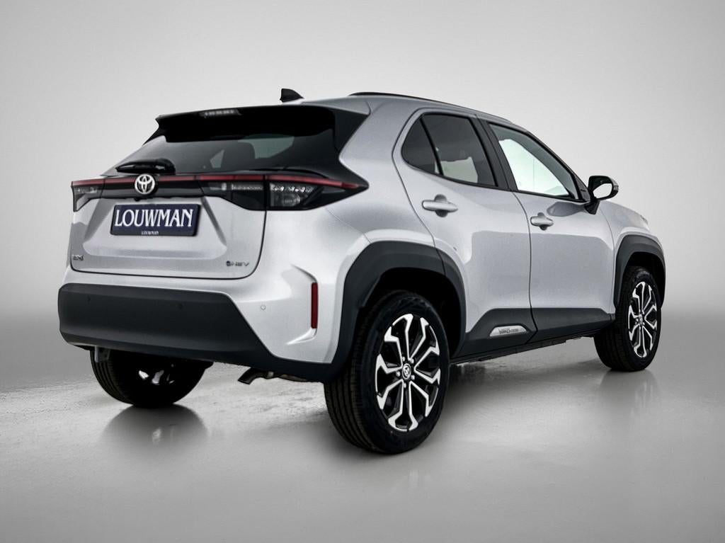 Toyota Yaris Cross 1.5 Hybrid 130 Dynamic - NIEUW -, Auto's, Toyota, 12 maanden, Stof, Bedrijf, Hybride Elektrisch/Benzine