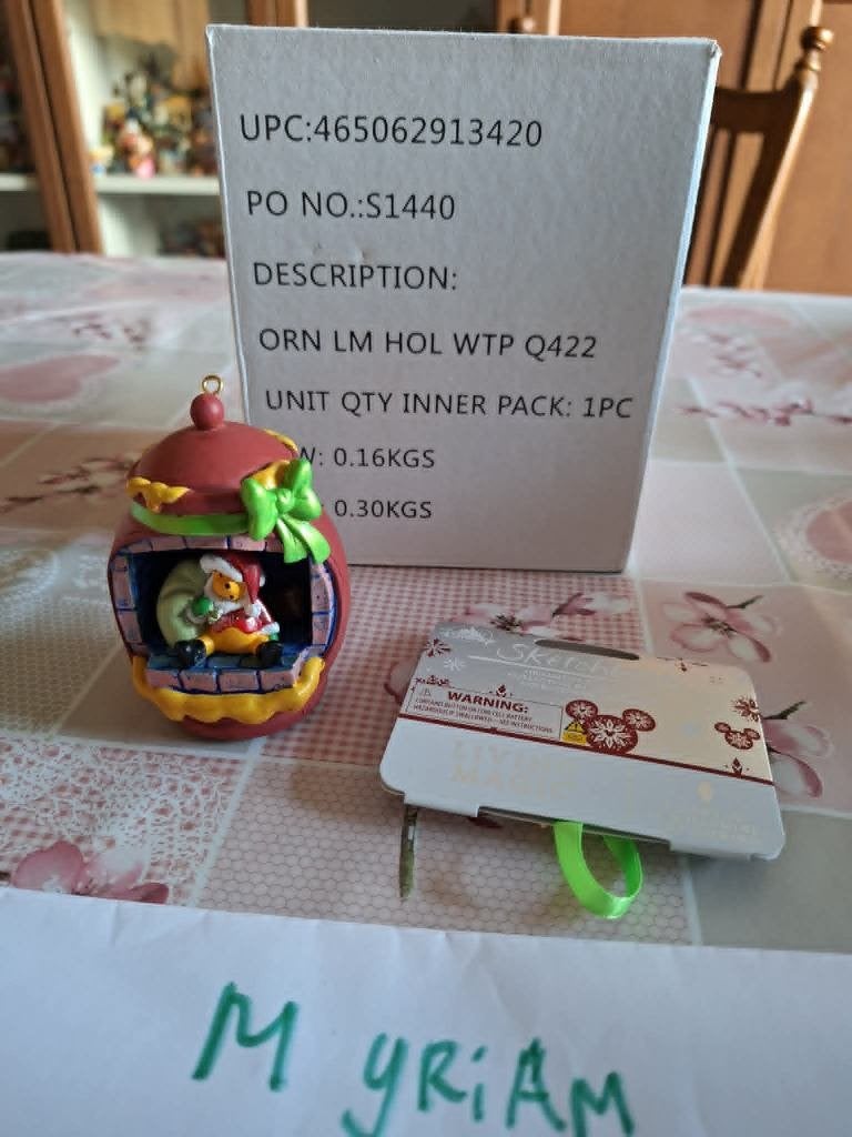 Disney Winnie the Pooh Christmas ornament, Ophalen of Verzenden, Winnie de Poeh of vrienden, Zo goed als nieuw, Beeldje of Figuurtje