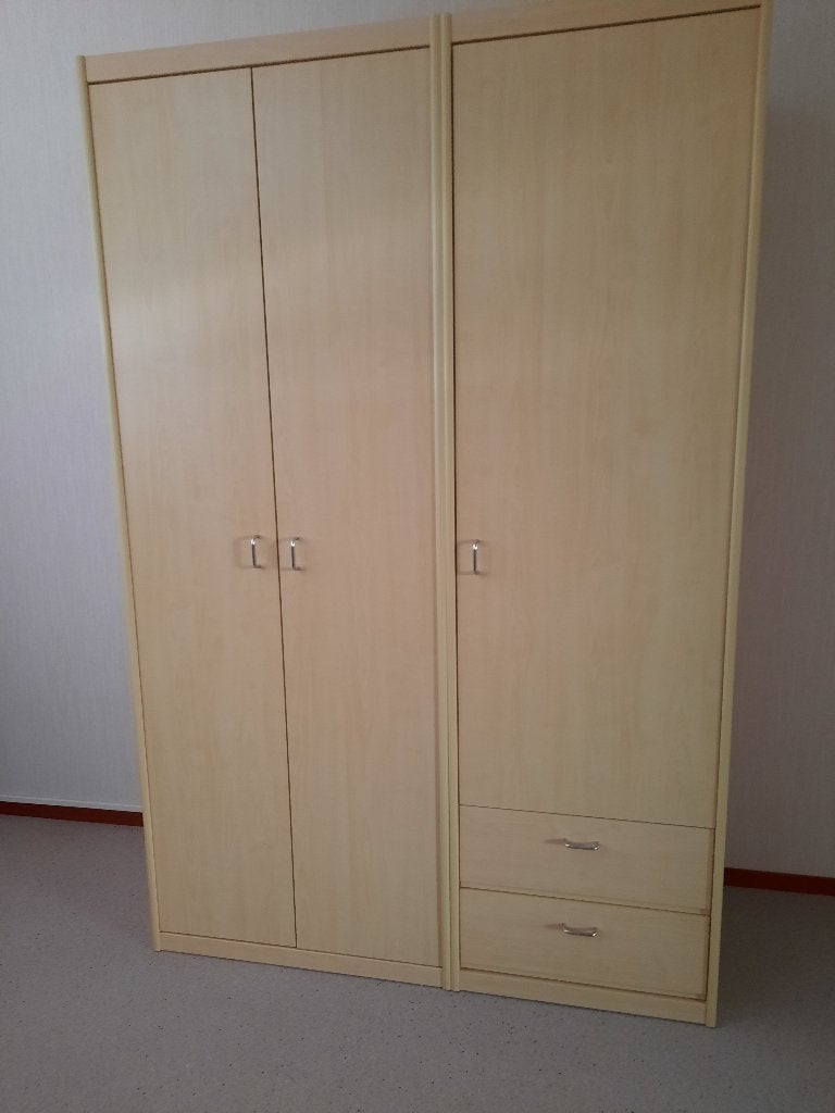 Linnenkast, 3-deurs, Huis en Inrichting, Ophalen, Gebruikt, 100 tot 150 cm, Met lade(s)