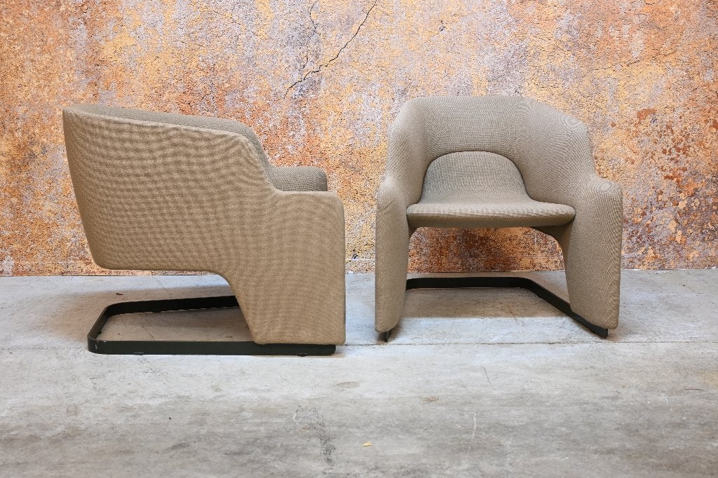 ZGANieuw unieke beige stoffen Moroso Skate fauteuils, Moroso, 75 tot 100 cm, Ophalen of Verzenden, Zo goed als nieuw