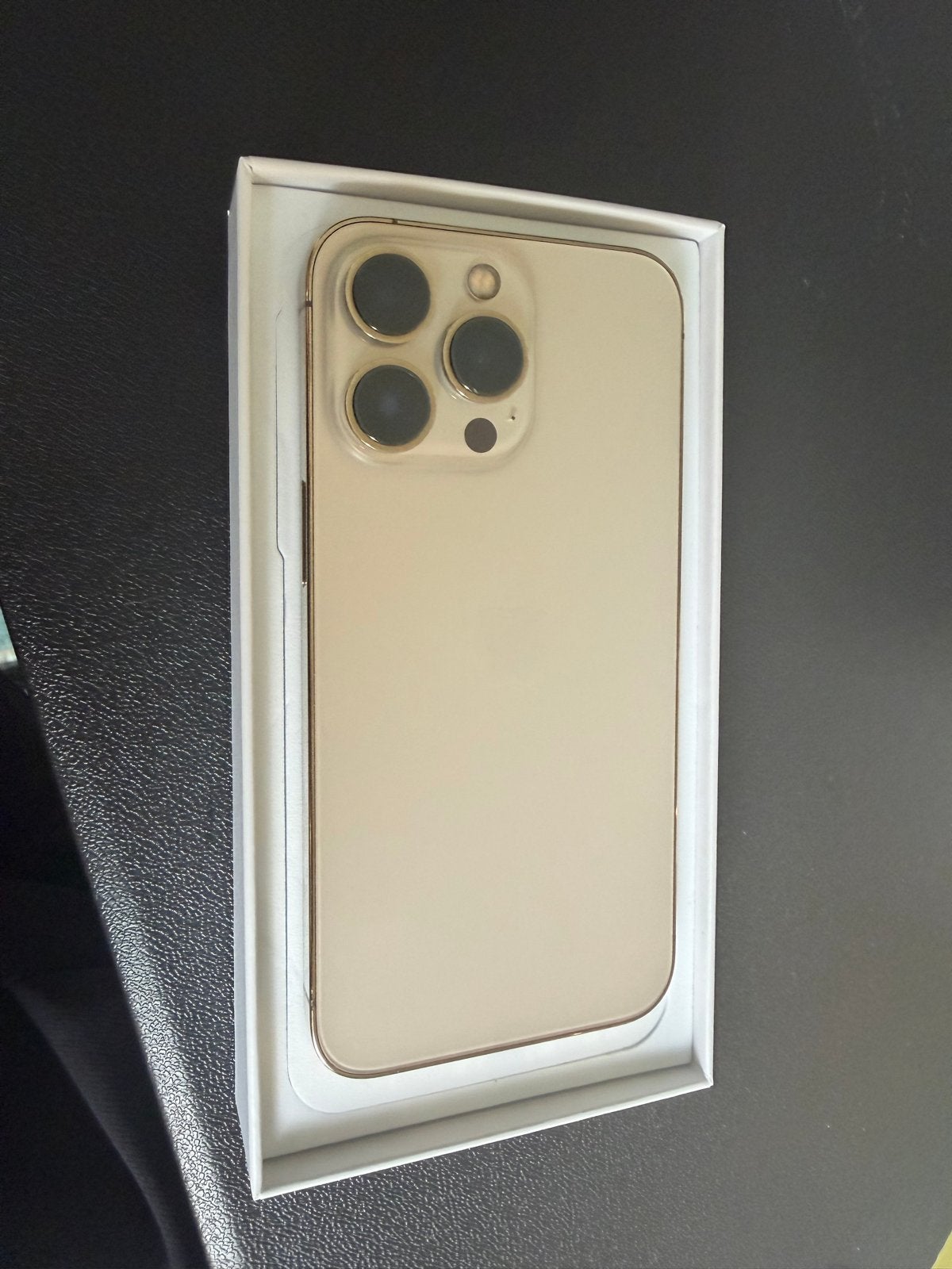 Foto 3 van iPhone 13 Pro 512 GB - Batterij 80% - Zeer netjes
