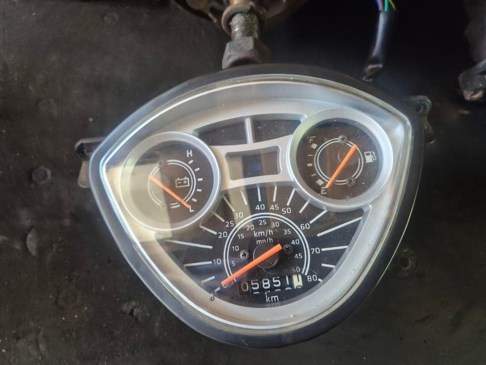 Cockpit kilometerteller voor AGM, BTC, Riva la souris, Ophalen of Verzenden, Overige typen, Overige merken