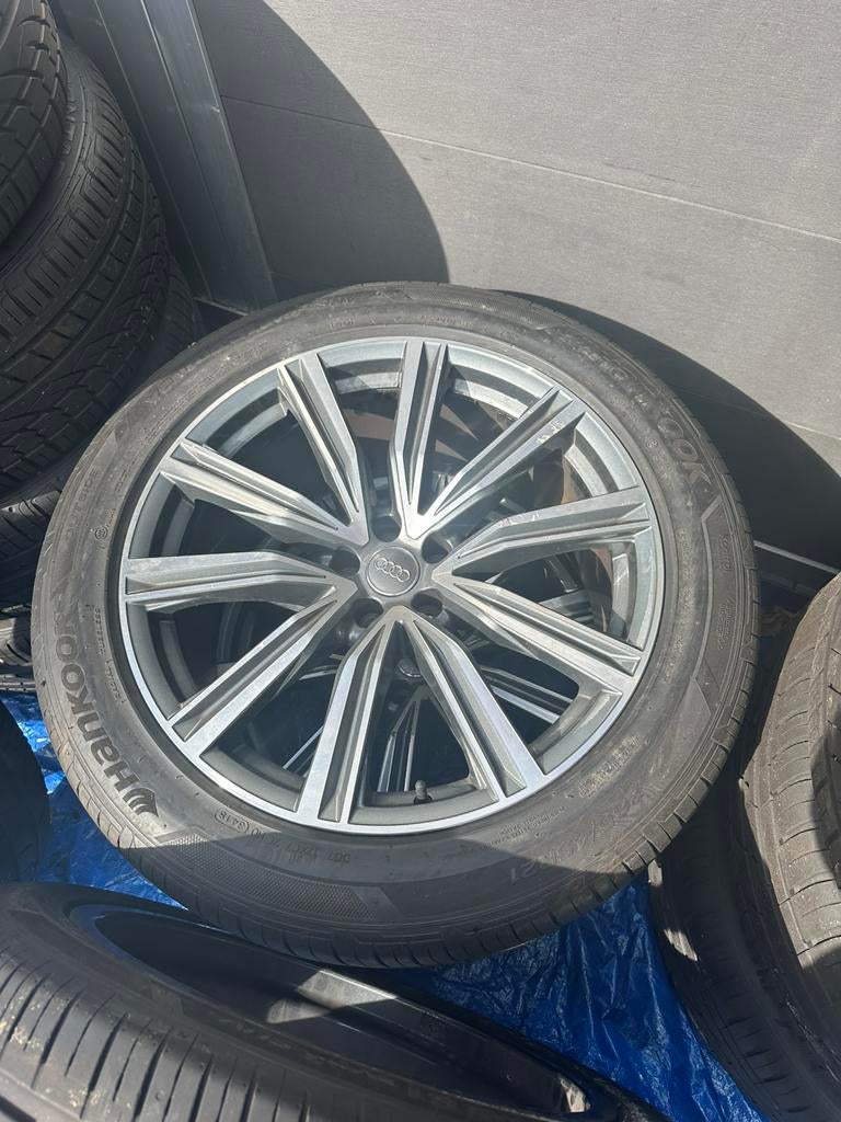 Originele Audi 21 inch Q8 / SQ8 Velgen / banden 285/45/21, Auto-onderdelen, Ophalen, Gebruikt, 285 mm, Banden en Velgen