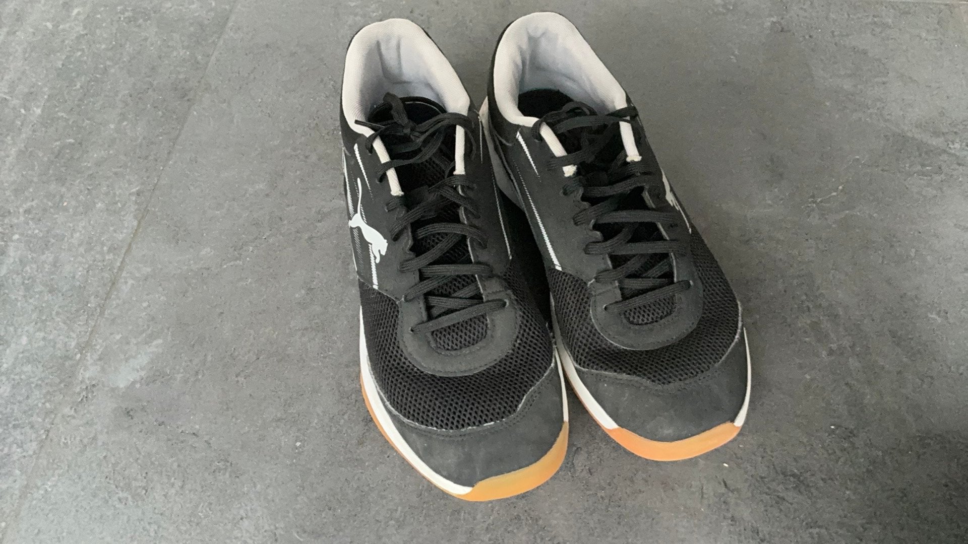 Puma schoenen maat 45, Ophalen, Zo goed als nieuw, Sportschoenen, Zwart