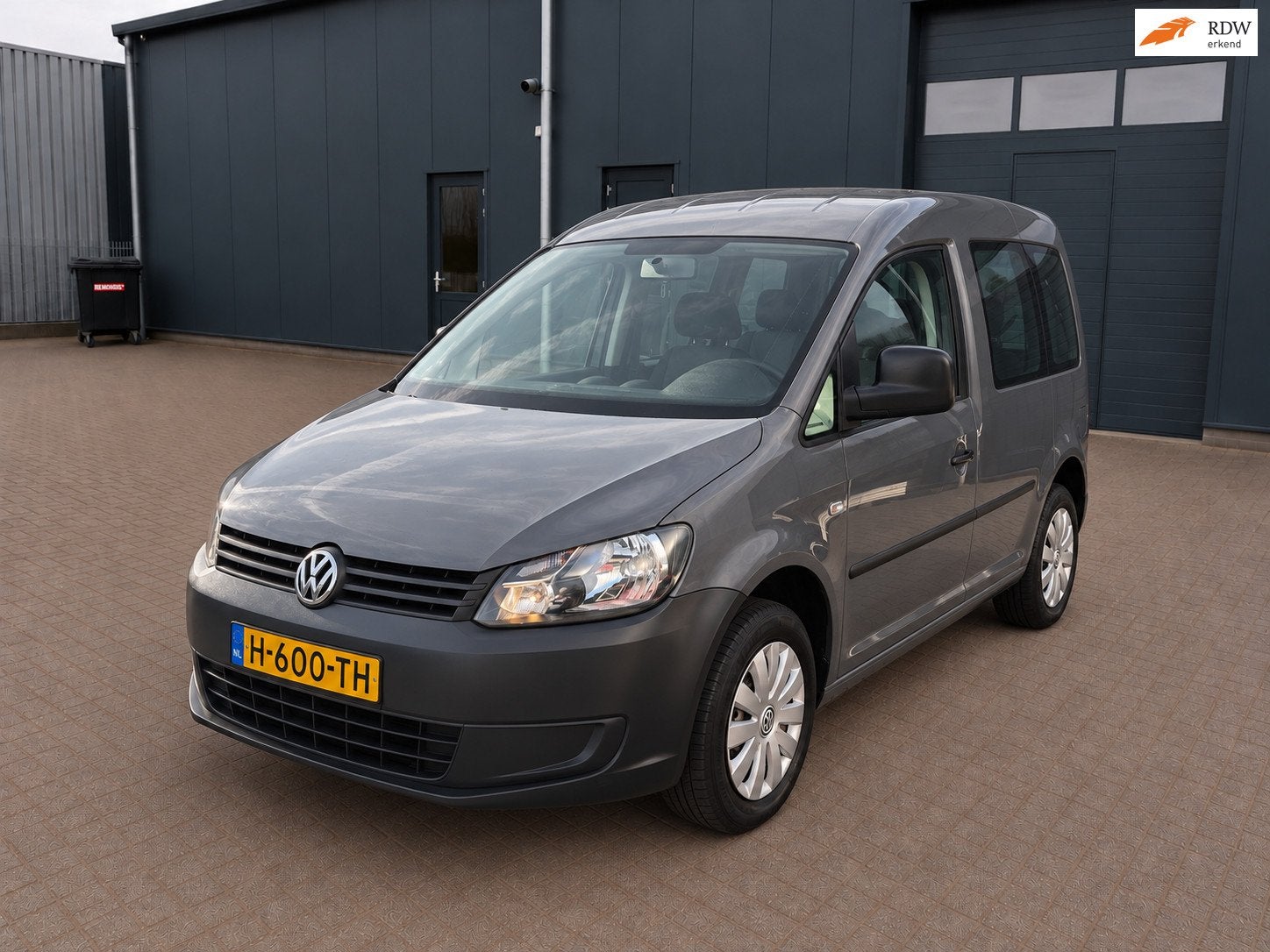Volkswagen Caddy 1.2 TSI Easyline Rolstoelauto 5 persoons! N, Auto's, Voorwielaandrijving, Euro 5, Gebruikt, 4 cilinders