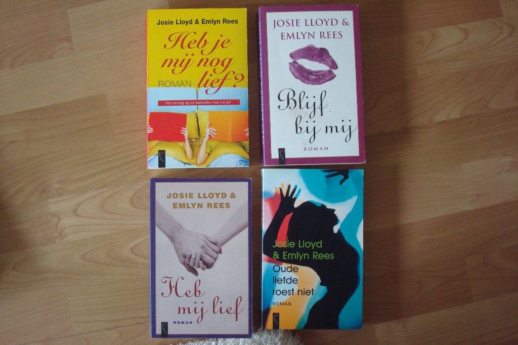 Josie Lloyd & Emlyn Rees - Heb mij lief - Blijf bij mij ea, Boeken, Ophalen of Verzenden, Gelezen
