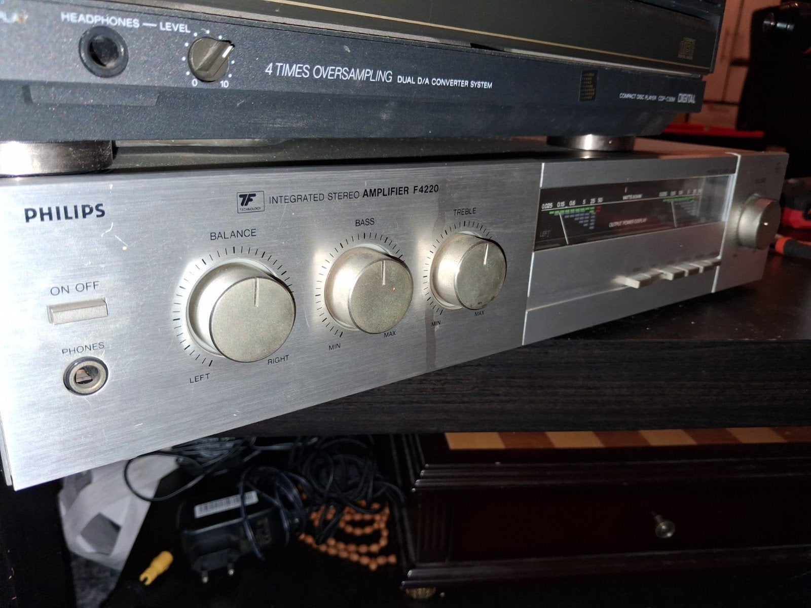 Philips F4220 Geïntegreerde Stereo Versterker -Vintage Audio, Ophalen of Verzenden, Gebruikt, Stereo, 60 tot 120 watt