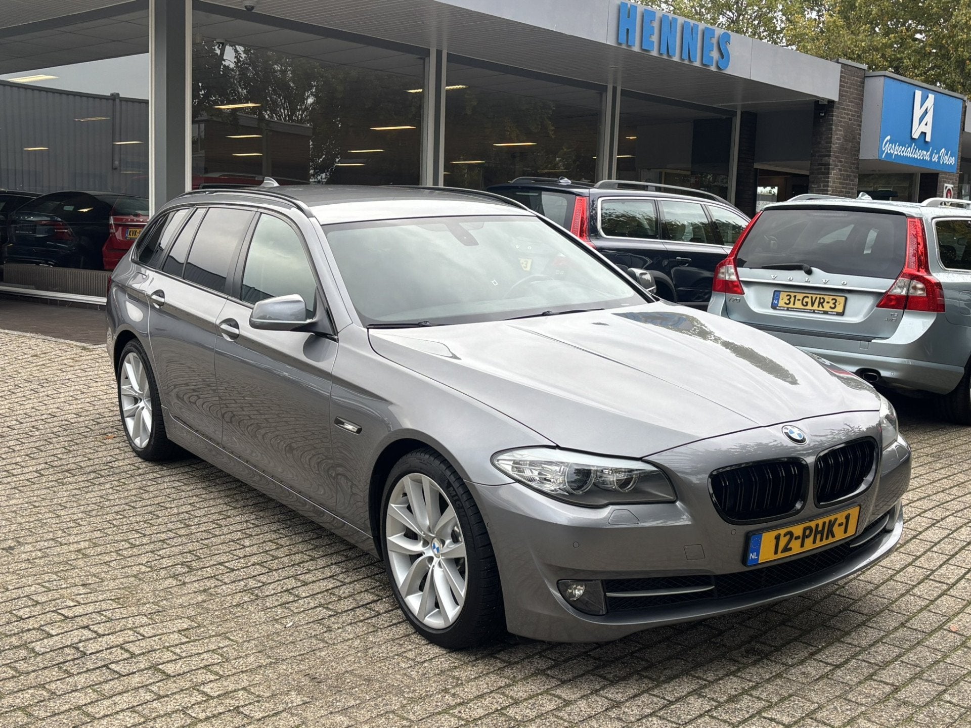 BMW 5 Serie Touring 523i Executive (bj 2011, automaat), Auto's, Euro 5, Achterwielaandrijving, Gebruikt, 2000 kg