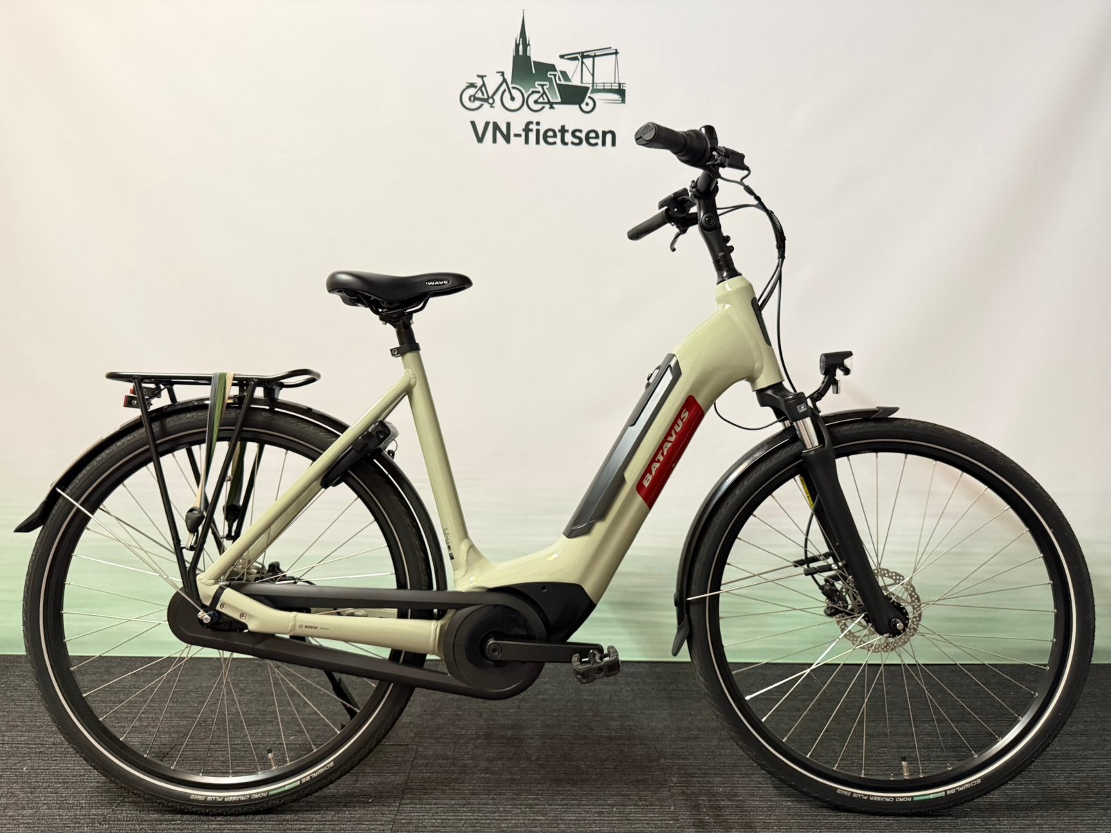 NIEUWSTAAT Batavus Altura elektrisch fiets - Bosch - 1623KM, Ophalen, Batavus, Batavus, Zo goed als nieuw
