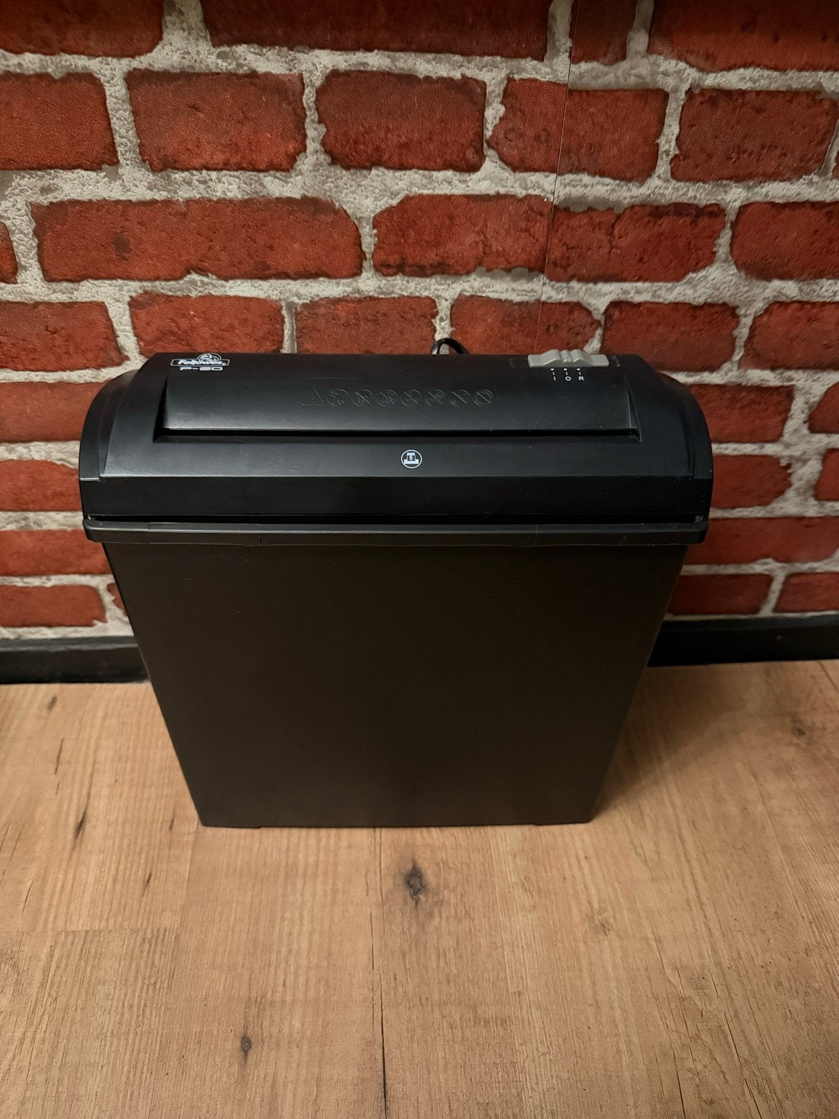Fellowes P-20 papierversnipperaar / shredder, Ophalen of Verzenden, Zo goed als nieuw
