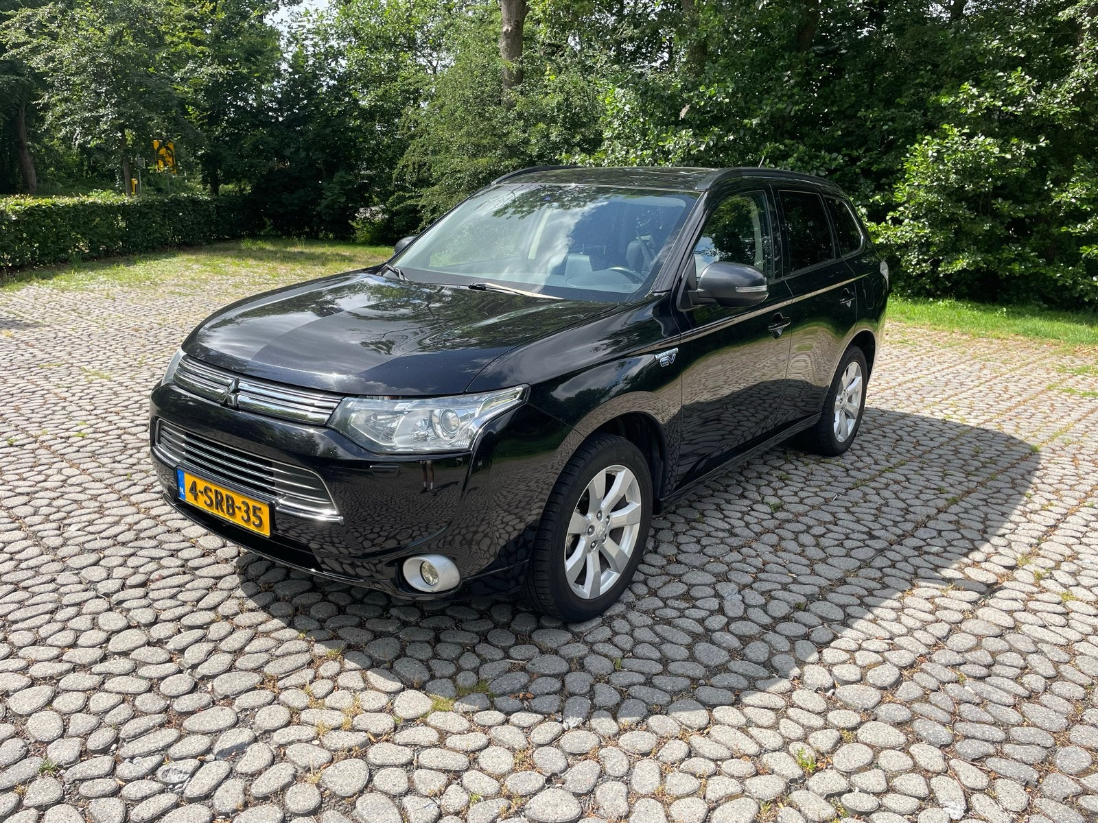 Mitsubishi Outlander 2.0 Dohc Mivec Phev 203pk 4WD CVT 5P, Auto's, Mitsubishi, 1998 cc, Outlander, Zwart, 4 cilinders