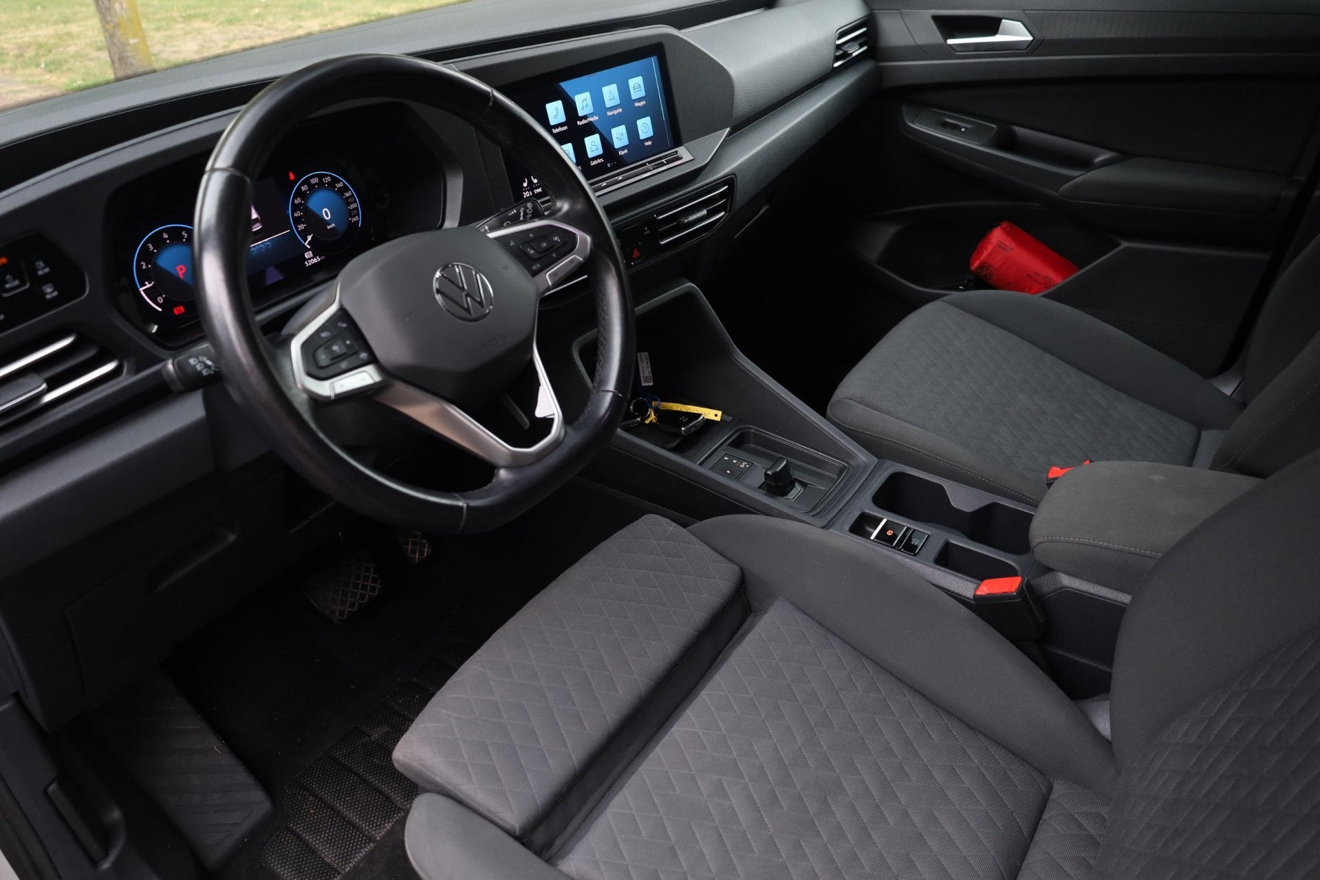Volkswagen Caddy Maxi 1.5 TSI 7-Persoons DSG. | Adaptieve Cr, Stof, 4 cilinders, Lichtsensor, 7 stoelen