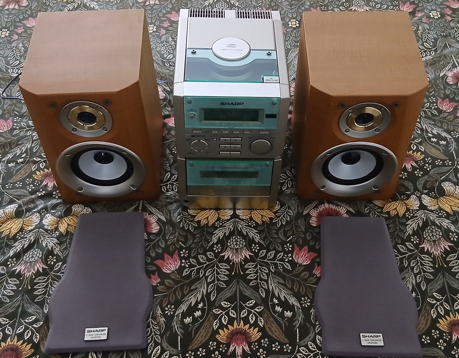 Foto 7 van Sharp XL-70H Stereo Installatie Compleet - Nieuwstaat!