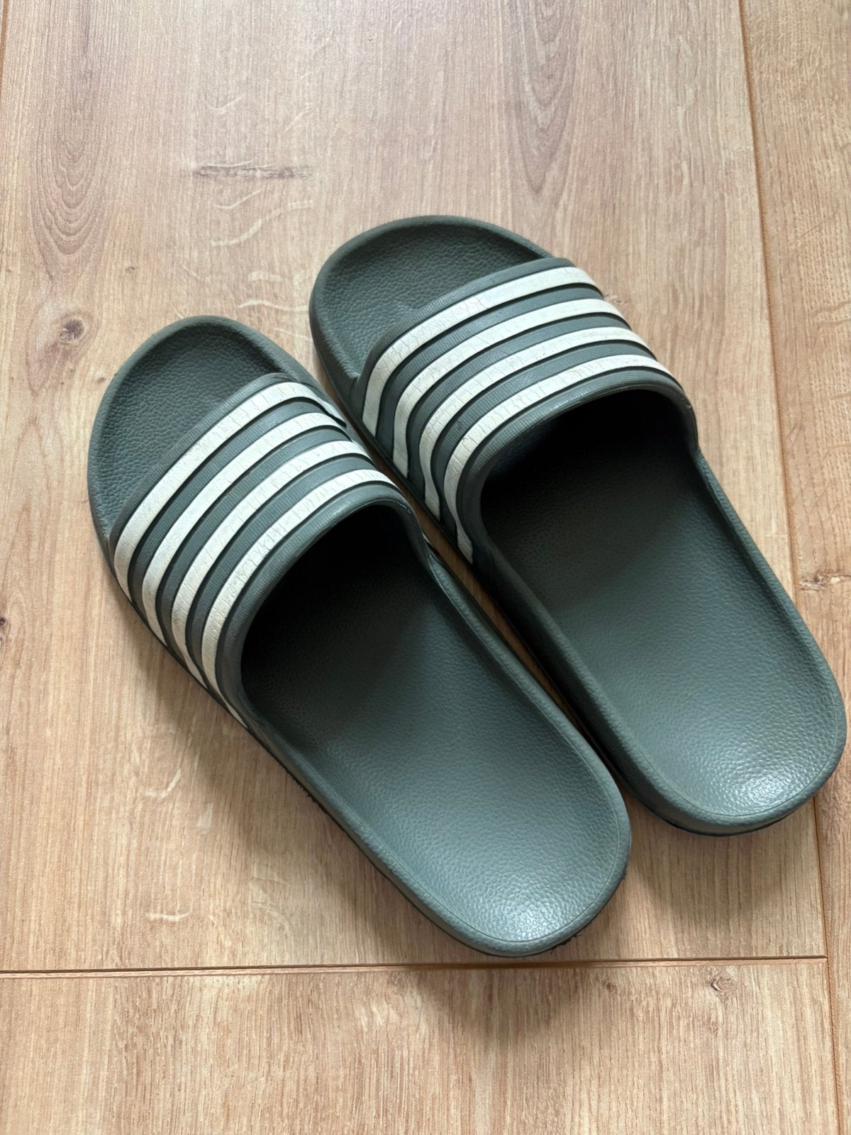 Slippers maat 34, Ophalen, Overige typen, Zo goed als nieuw, Jongen