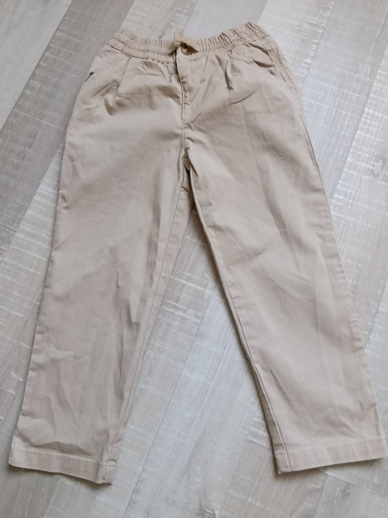 beige lange broek zara maat 110, Kinderen en Baby's, Kinderkleding | Maat 110, Broek, Ophalen of Verzenden, Zo goed als nieuw