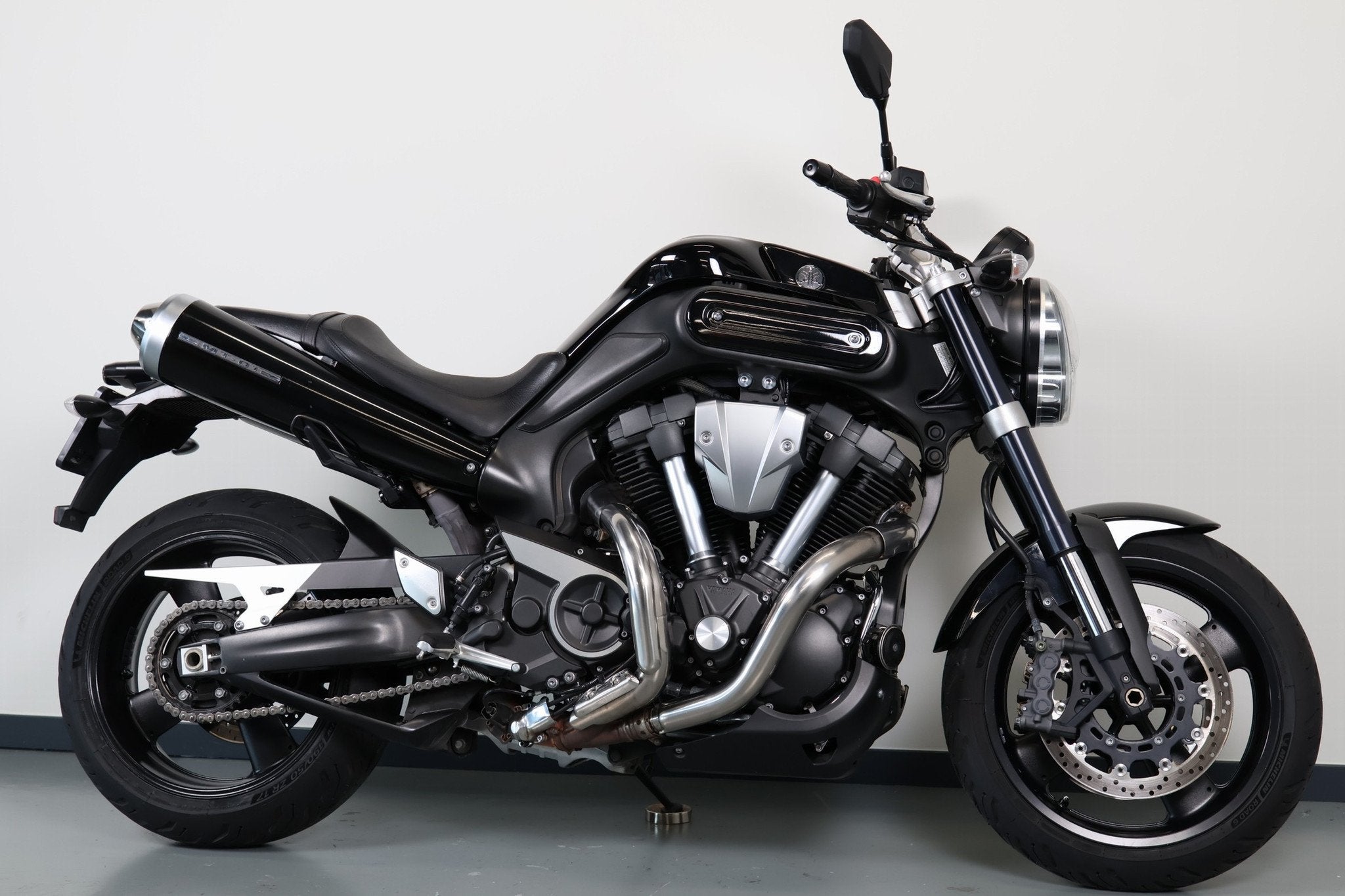 Yamaha MT01 (bj 2010), Klantenservice@yamaha-motor.nl, Meer dan 35 kW, Koolhovenlaan 101
1119 NC  Schiphol-Rijk, NL, Naked bike