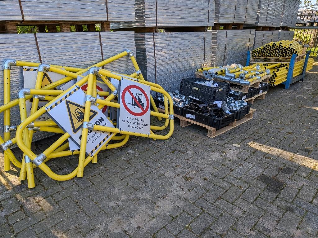 Aanrijbeveiliging veiligheidspoort waarschuwing heftruck, Ophalen