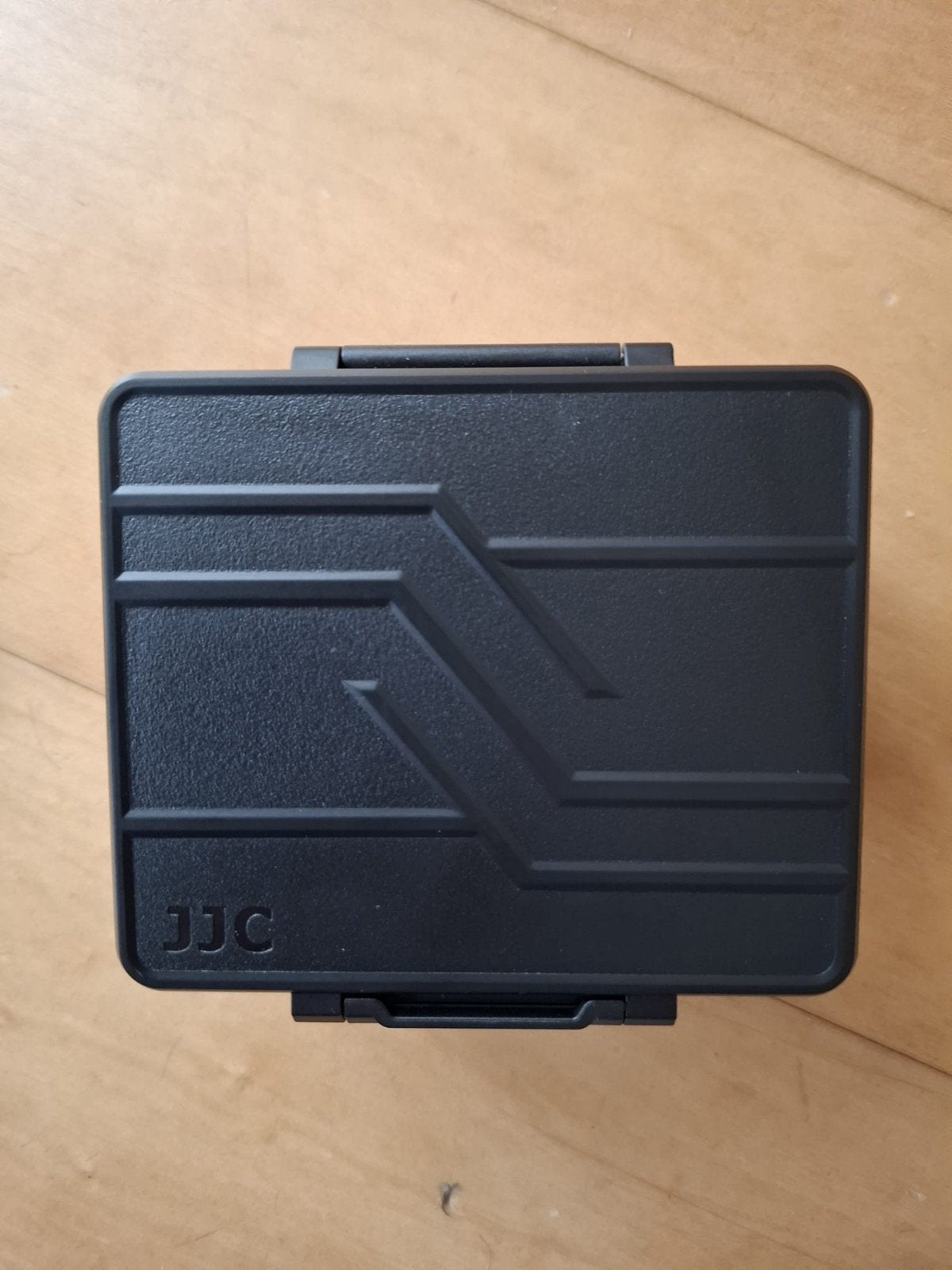 JJC Lithium-ION Battery &Memory Case in originele verpakking, Ophalen of Verzenden, Zo goed als nieuw, Overige merken, Overige typen
