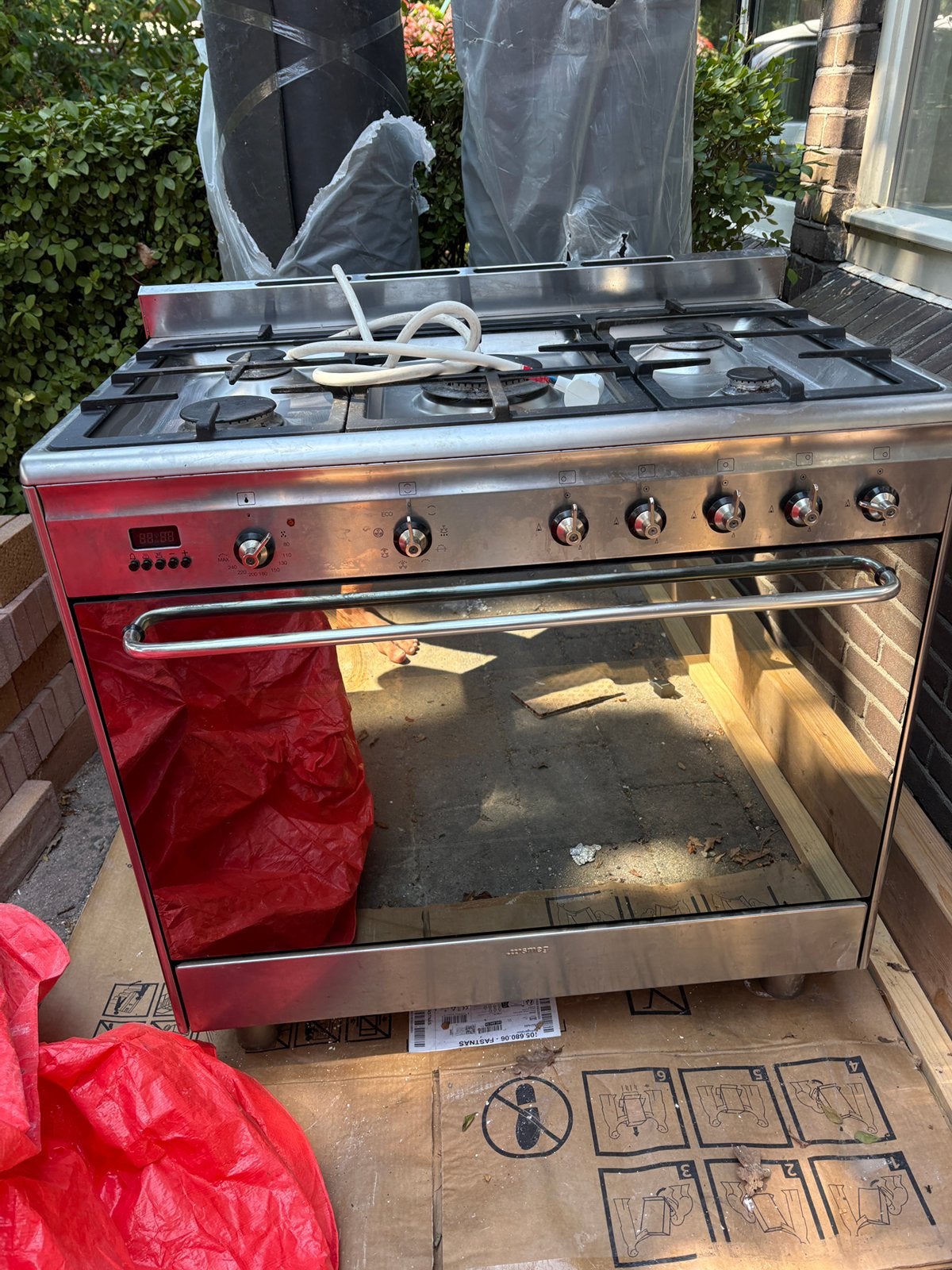 Smeg Fornuis 60x90, Witgoed en Apparatuur, Fornuizen, Ophalen, 60 cm of meer, Zo goed als nieuw, Gas